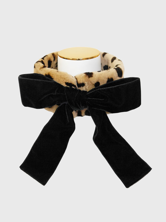 CHANEL Fall 1991 Vintage Leopard Print Sheared Mink Fur Collar