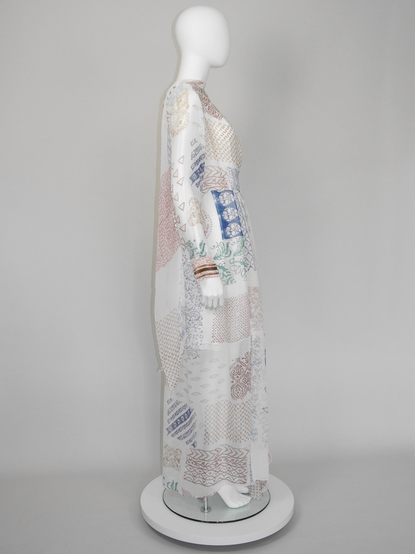 CHLOÉ Resort 2018 Vintage Richly Embellished Block-Print Silk Maxi Dress Size S-M