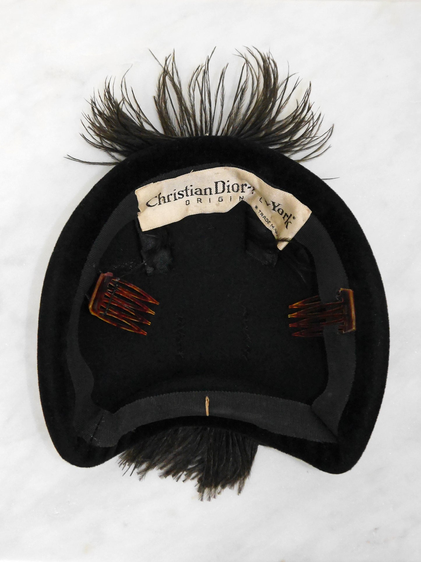 CHRISTIAN DIOR 1940s 1950s Vintage Dark Brown Velvet Hat w/ Ostrich Feather