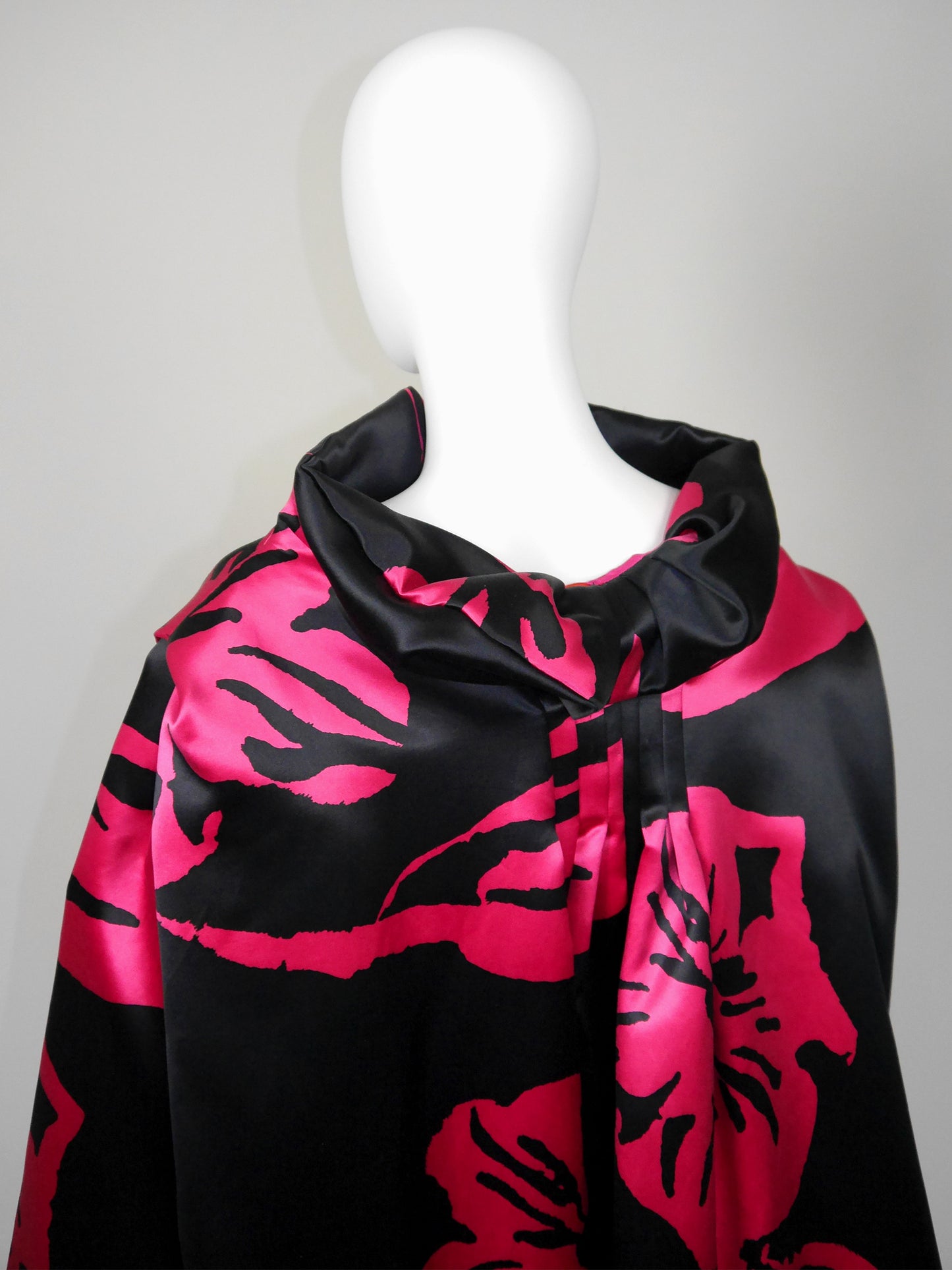 CHRISTIAN LACROIX Fall 1999 Vintage Oversized Floral Silk Evening Coat One-Size