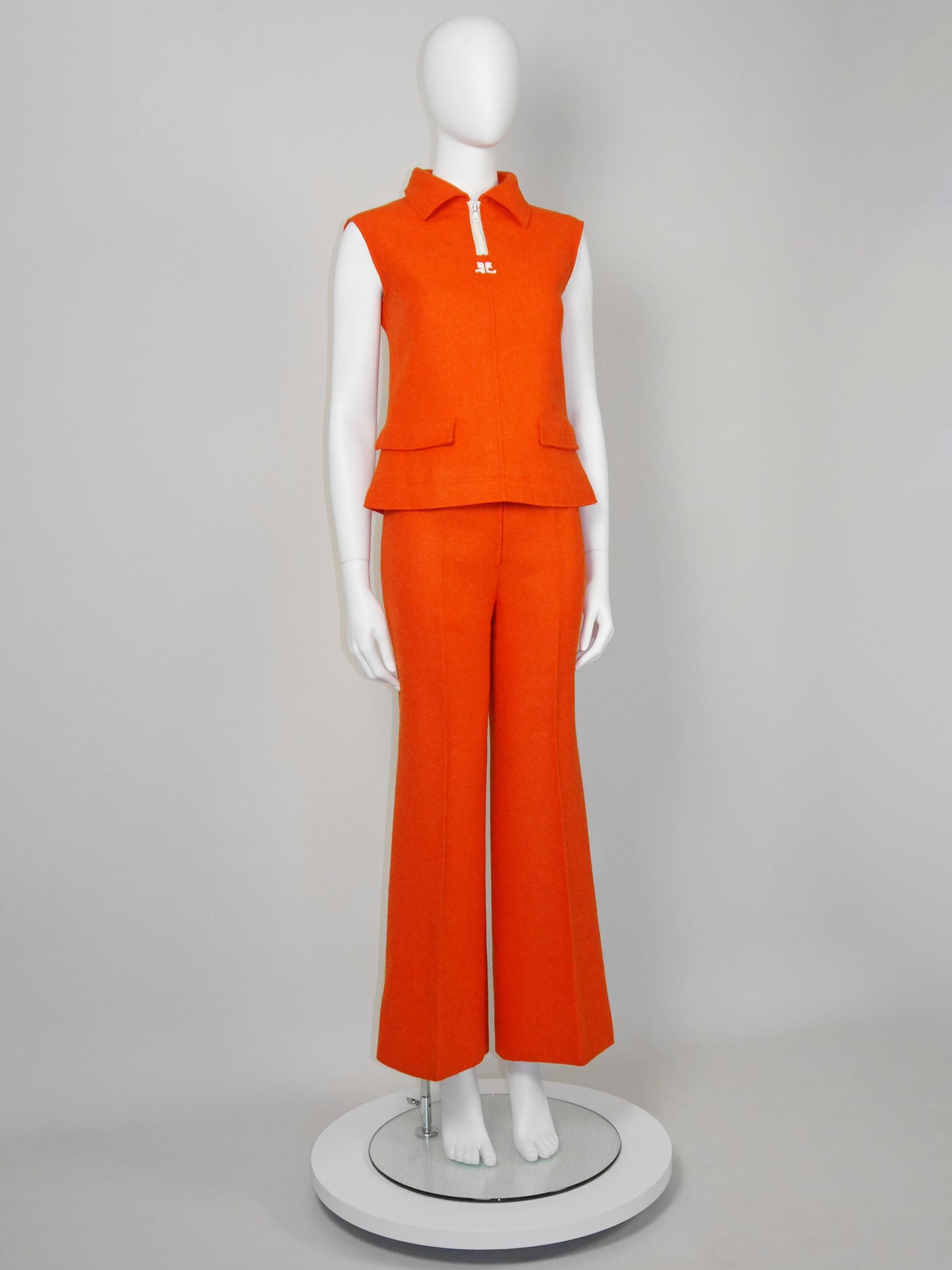 COURRÈGES 1960s 1970s Vintage Orange Wool Top & Pants Suit w/ Logo Size XS