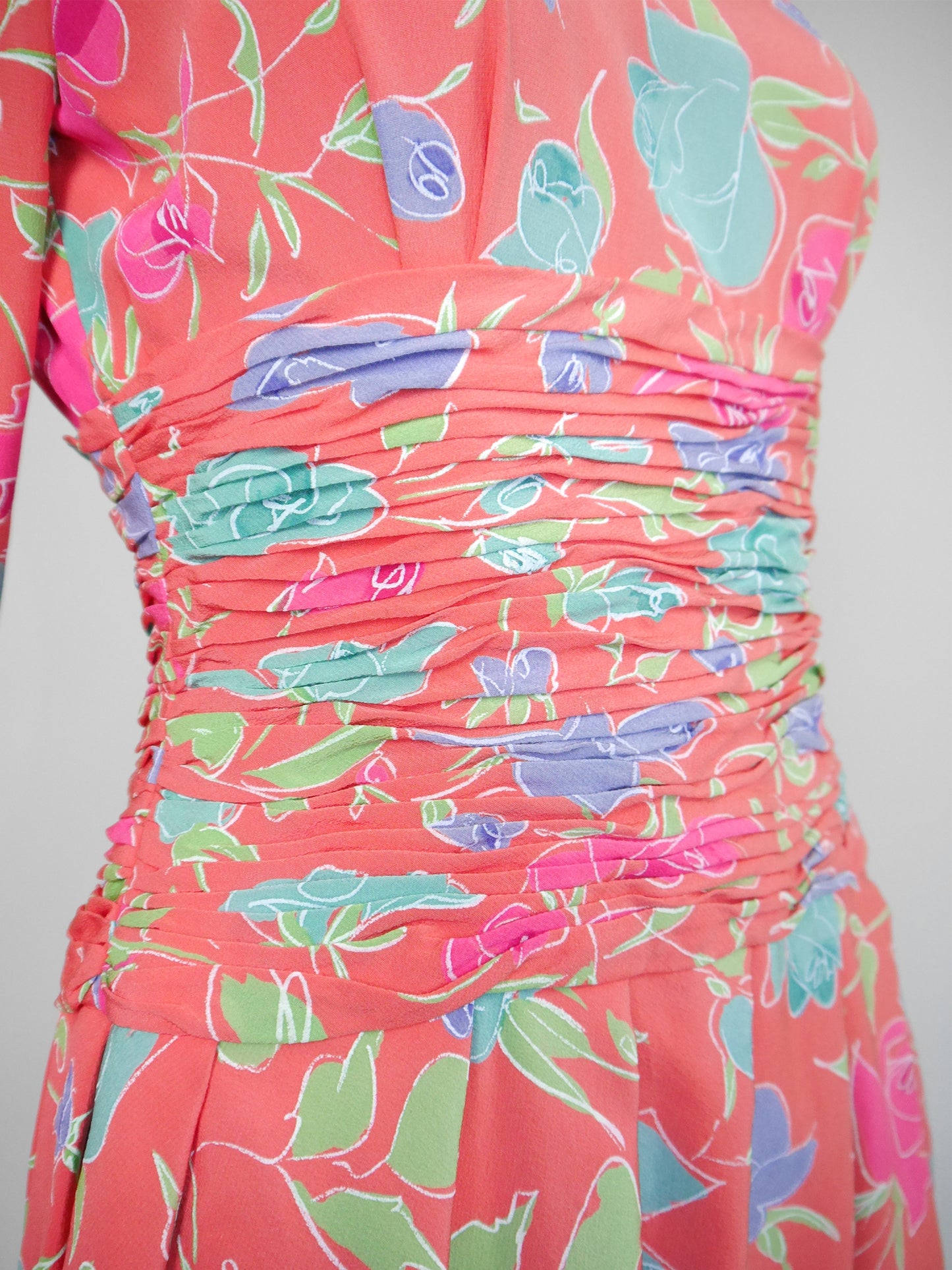 EMANUEL UNGARO Parallèle 1980s 1990s Vintage Floral Silk Day Dress Size XXS