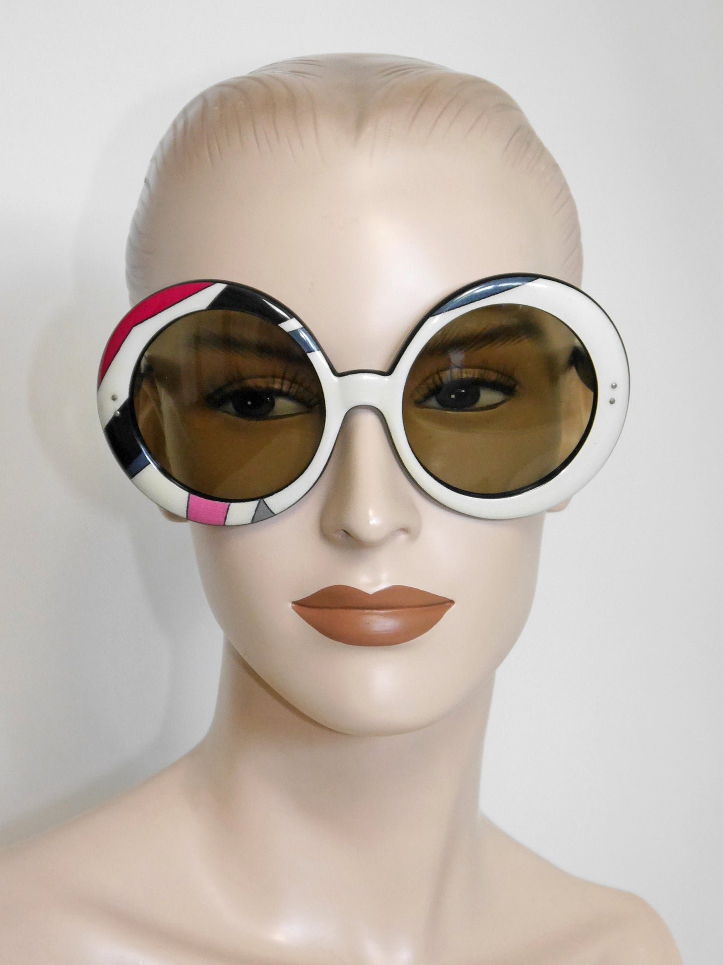 EMILIO PUCCI 1960s Vintage Round Oversized Sunglasses