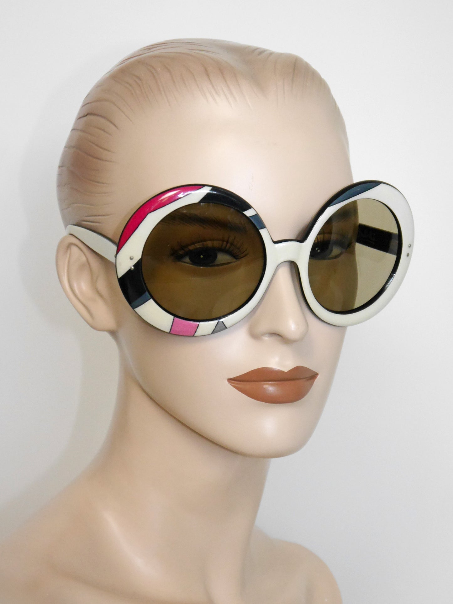 EMILIO PUCCI 1960s Vintage Round Oversized Sunglasses