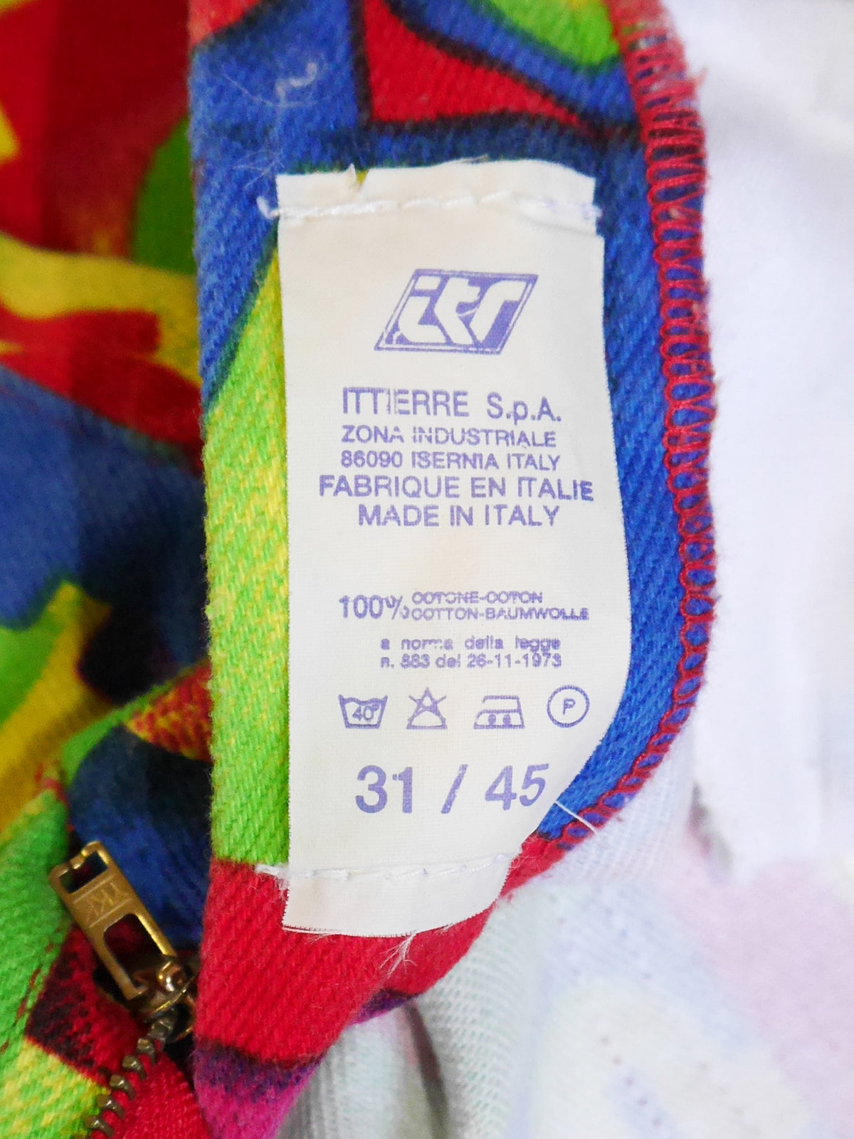 VERSACE Jeans Couture Spring 1995 Vintage Robert Indiana LOVE Print Denim Pants Size S