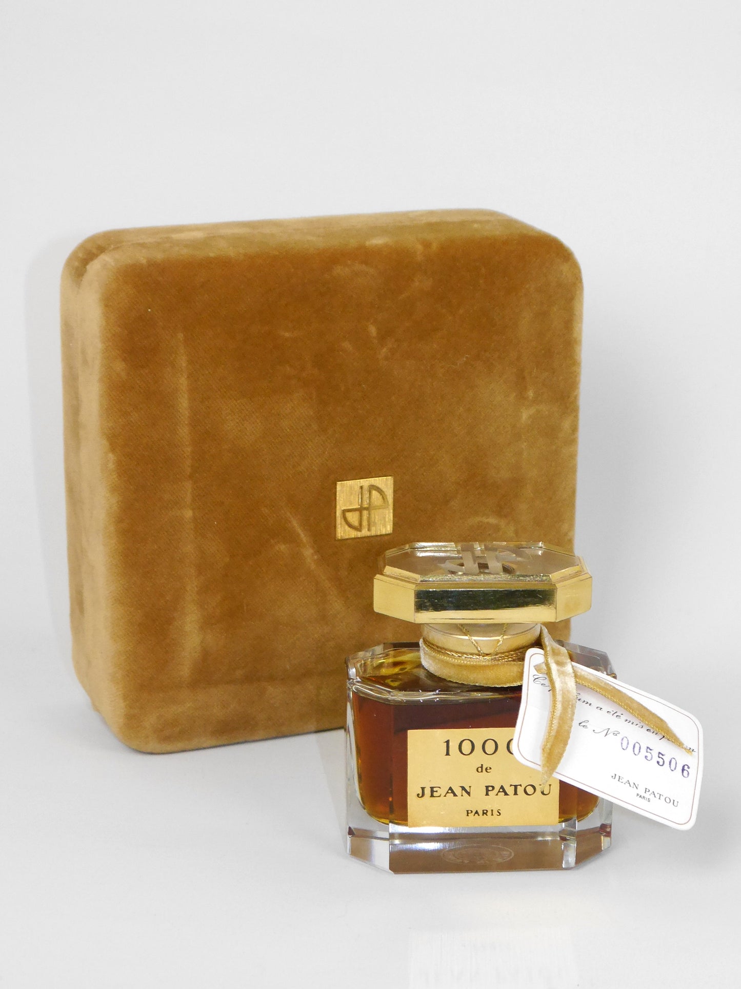 JEAN PATOU 1000 (1972) 60 ml Extrait de Parfum 1970s Vintage Perfume Sealed w/ Box