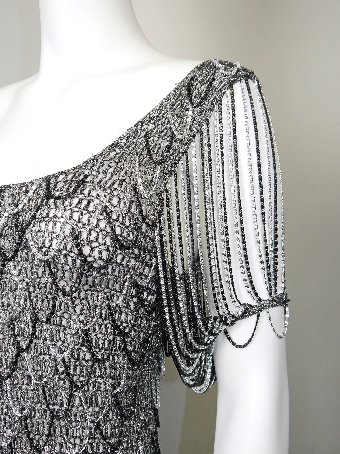 LORIS AZZARO 1970s Vintage Silver & Black Chainmail Crochet Evening Top Size S