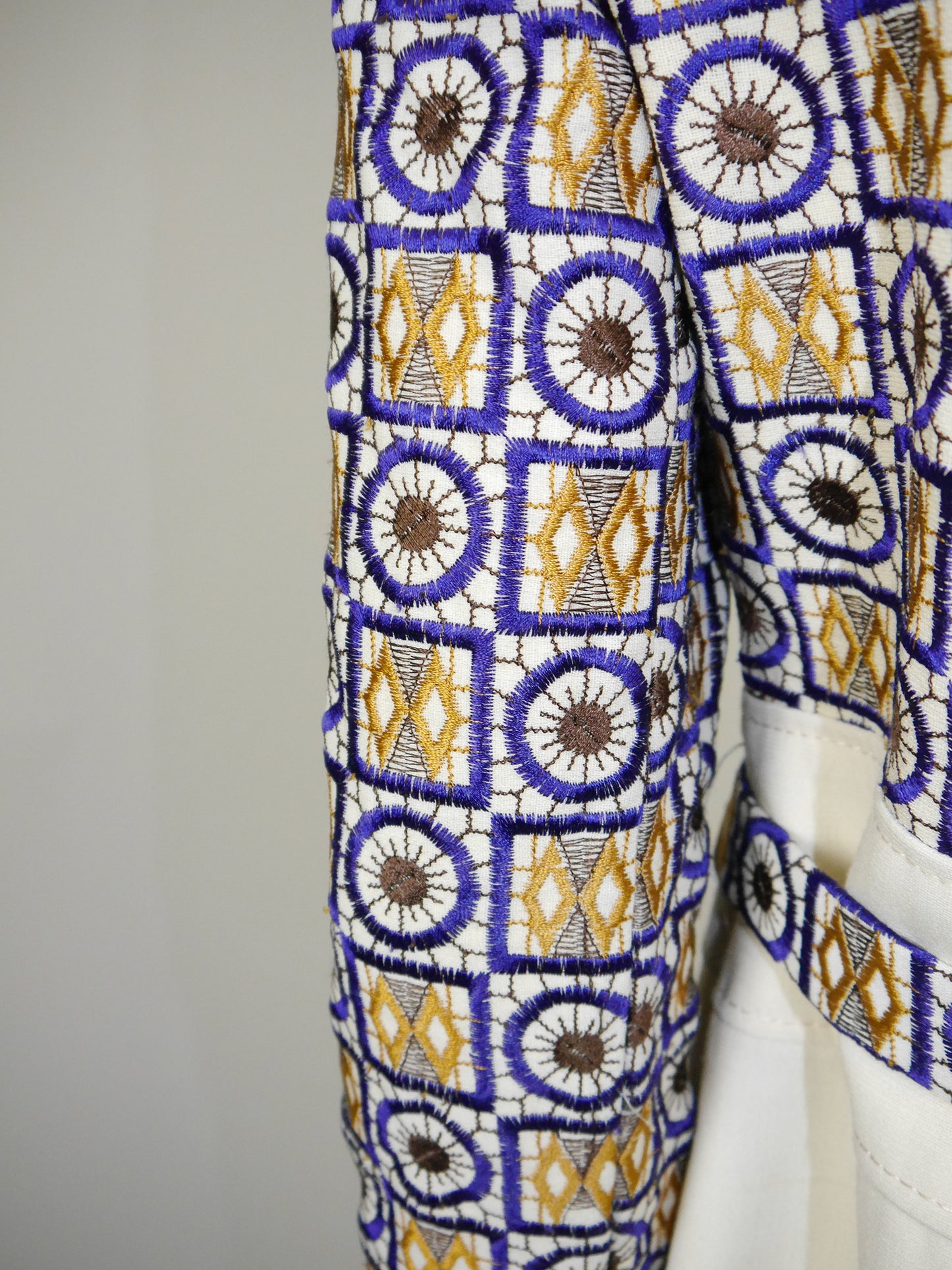 LOUIS FÉRAUD Fall 1969 Vintage Embroidered Space Age Folklore Dress Size M