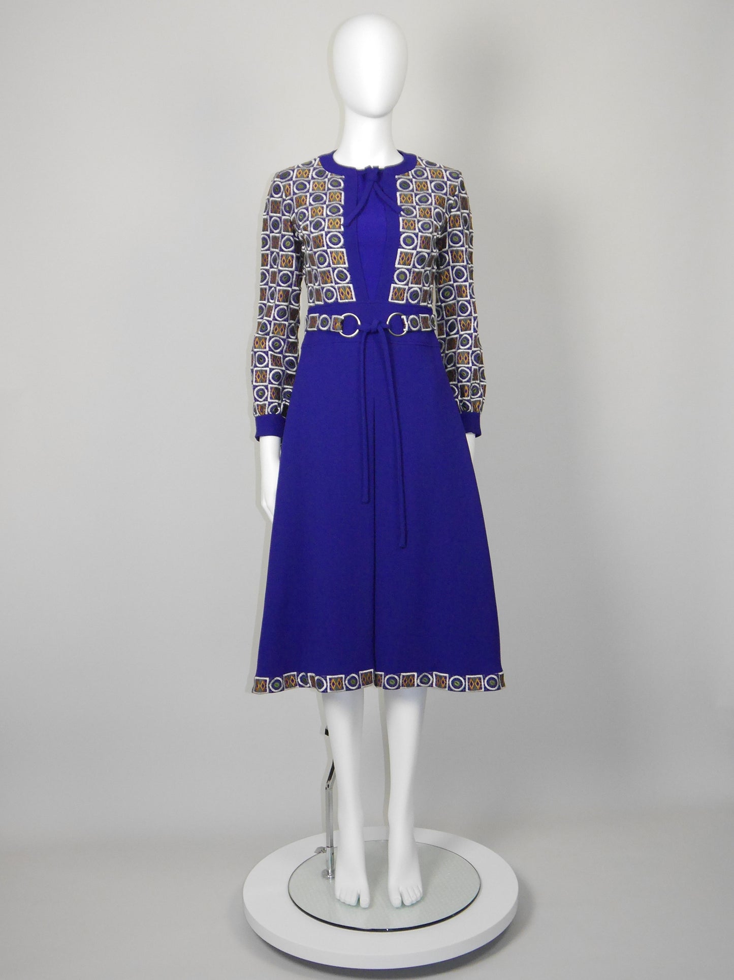 LOUIS FÉRAUD Fall 1969 Vintage Embroidered Space Age Folklore Dress Size XS