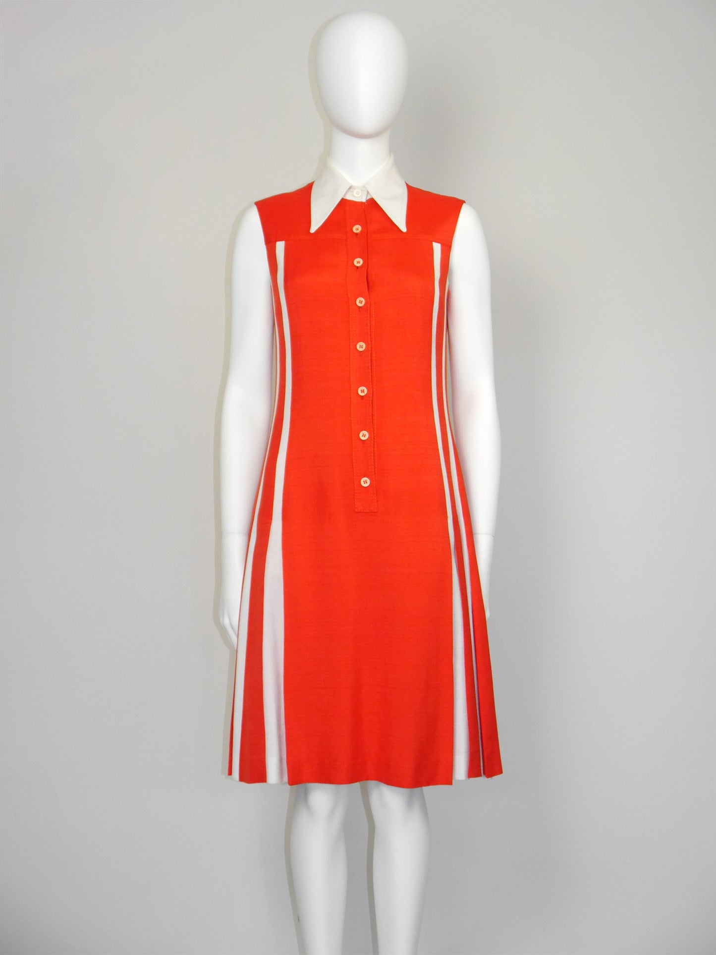 LOUIS FÉRAUD 1970s Vintage Orange Sleeveless Day Dress w/ Box Pleats Size S