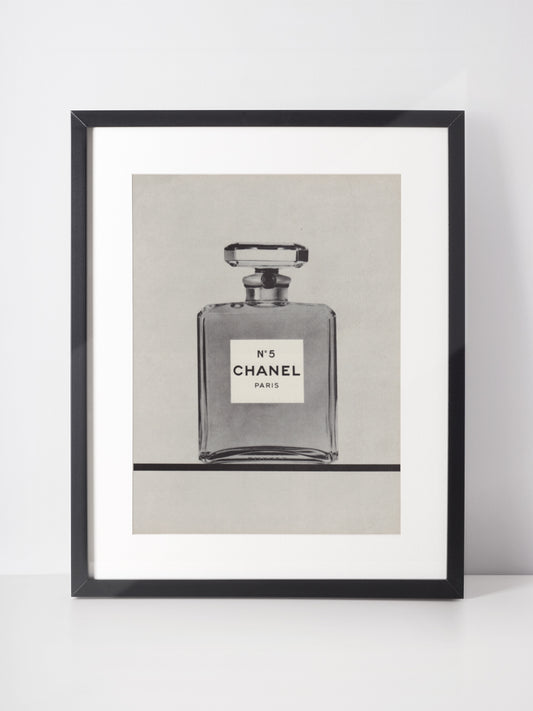 CHANEL 1969 No. 5 Perfume Vintage Print Advertisement Fragrance Parfum