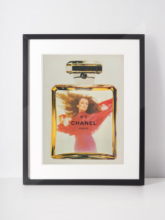 CHANEL 1976 No. 5 Perfume Vintage Print Advertisement Magazine Ad Jean Shrimpton Helmut Newton