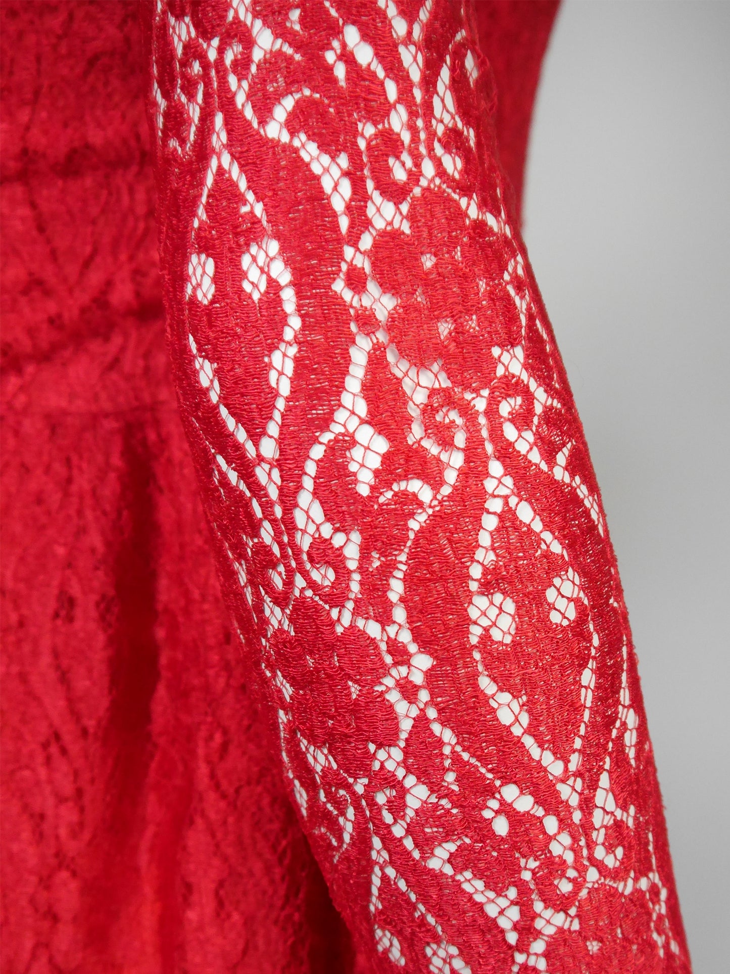 MISS DIOR by Christian Dior c. 1970 Vintage Red Lace Maxi Evening Gown Size S