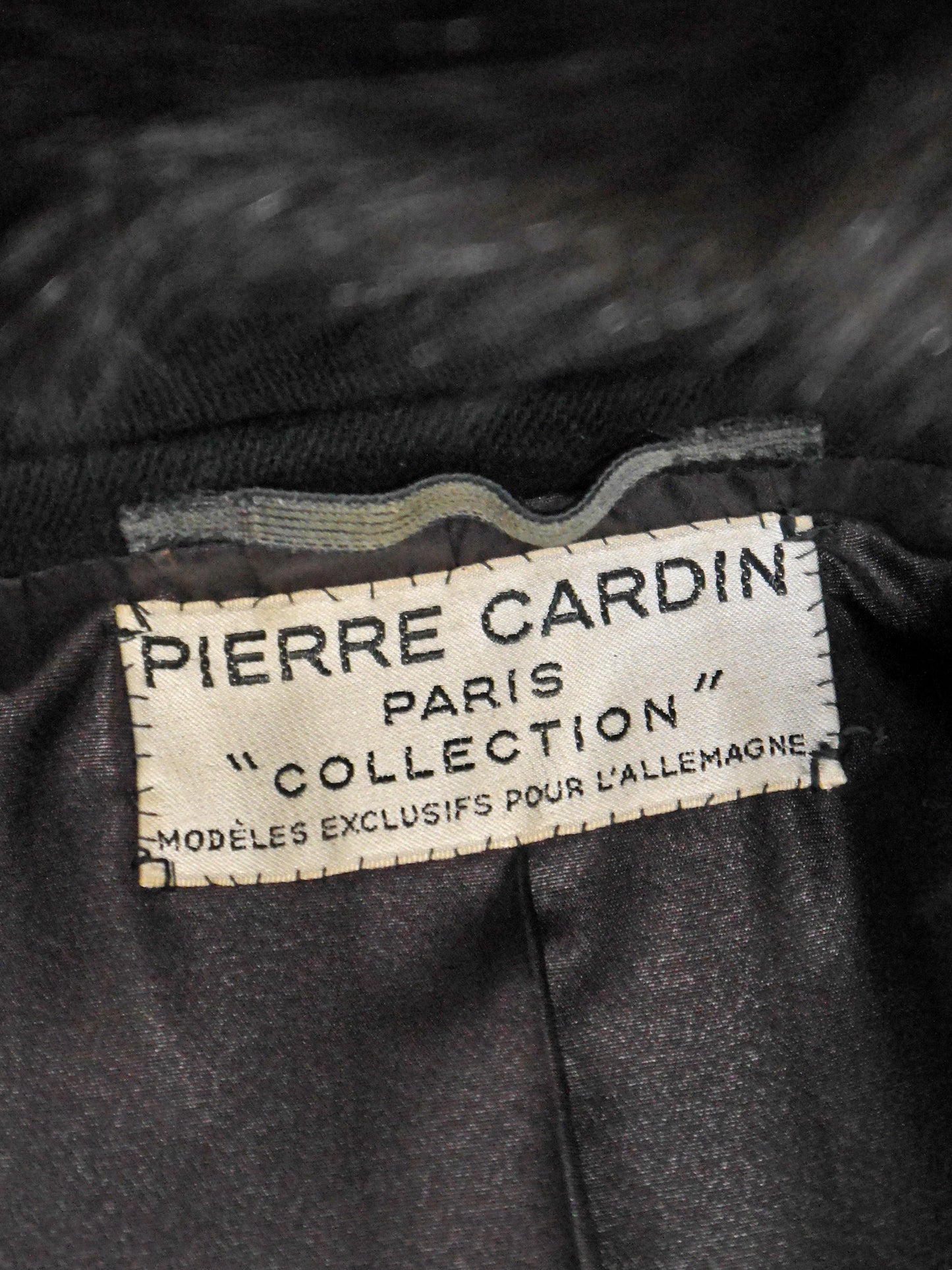 PIERRE CARDIN 1960s 1970s Vintage Black Wool Coat w/ Fox Fur Size XS-S