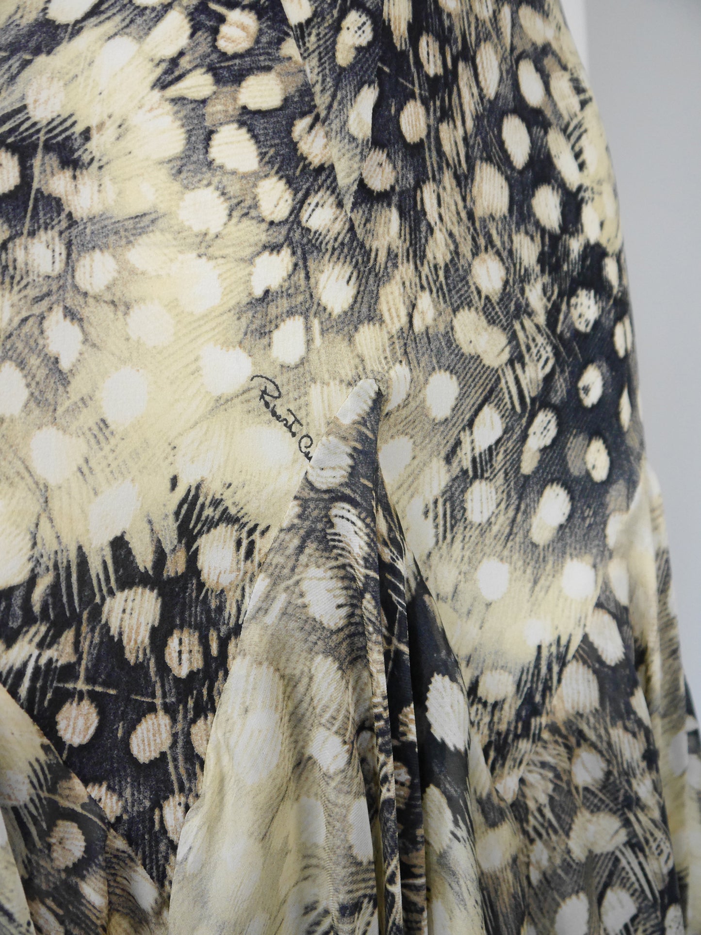 ROBERTO CAVALLI Spring 2004 Vintage Ruffled Feather Print Silk Dress Size S