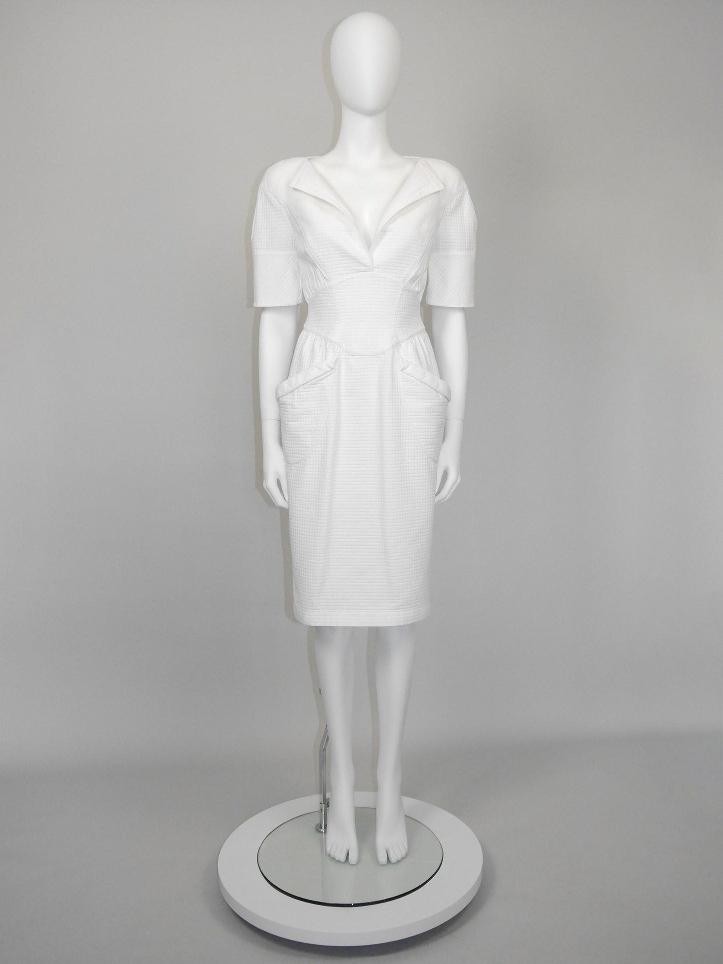 THIERRY MUGLER 1980s 1990s Vintage White Waffle Weave Sculpted Dress Size XS