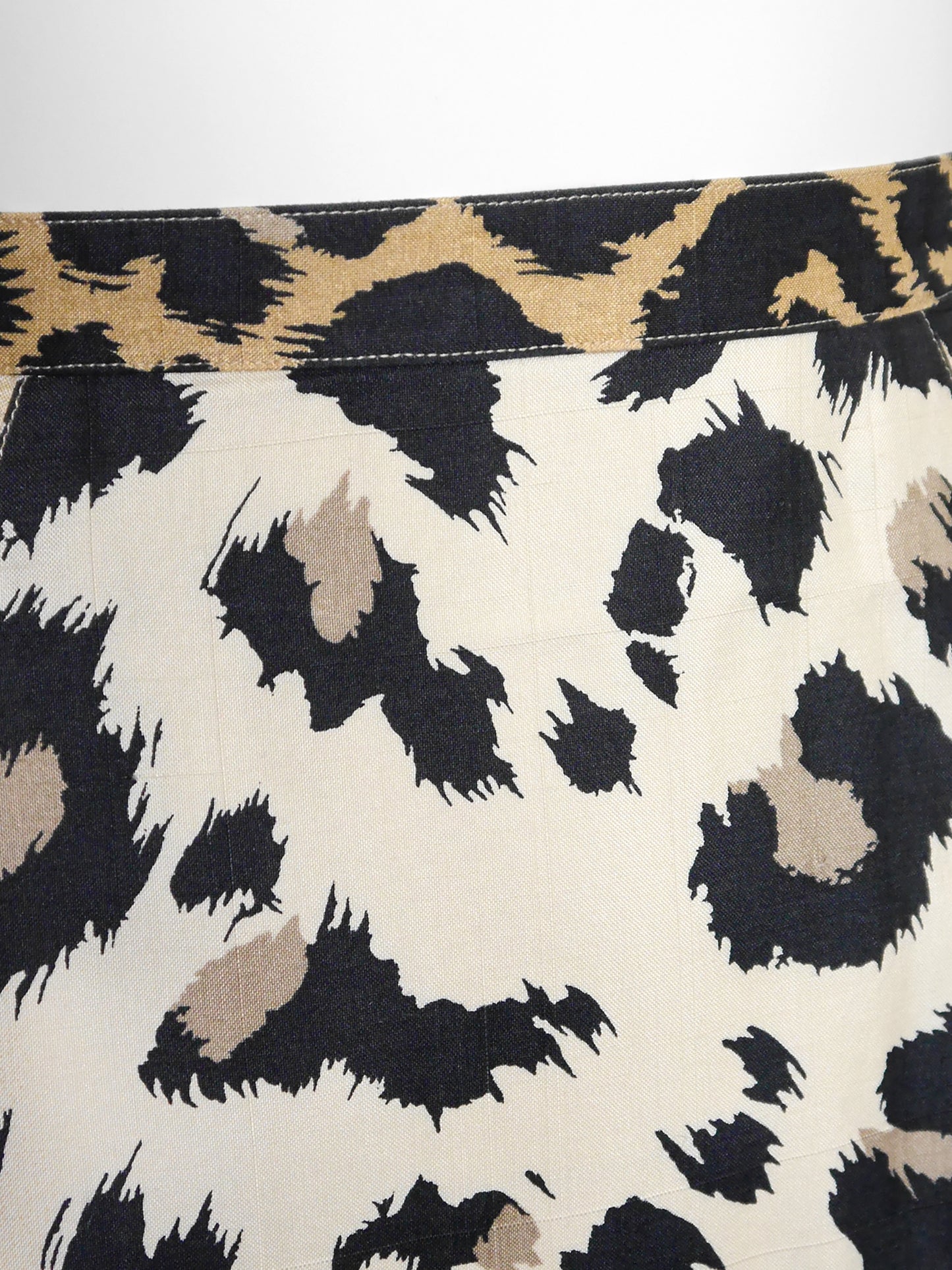 THIERRY MUGLER 1996 Vintage Leopard Print Raw Silk Pencil Skirt Size S