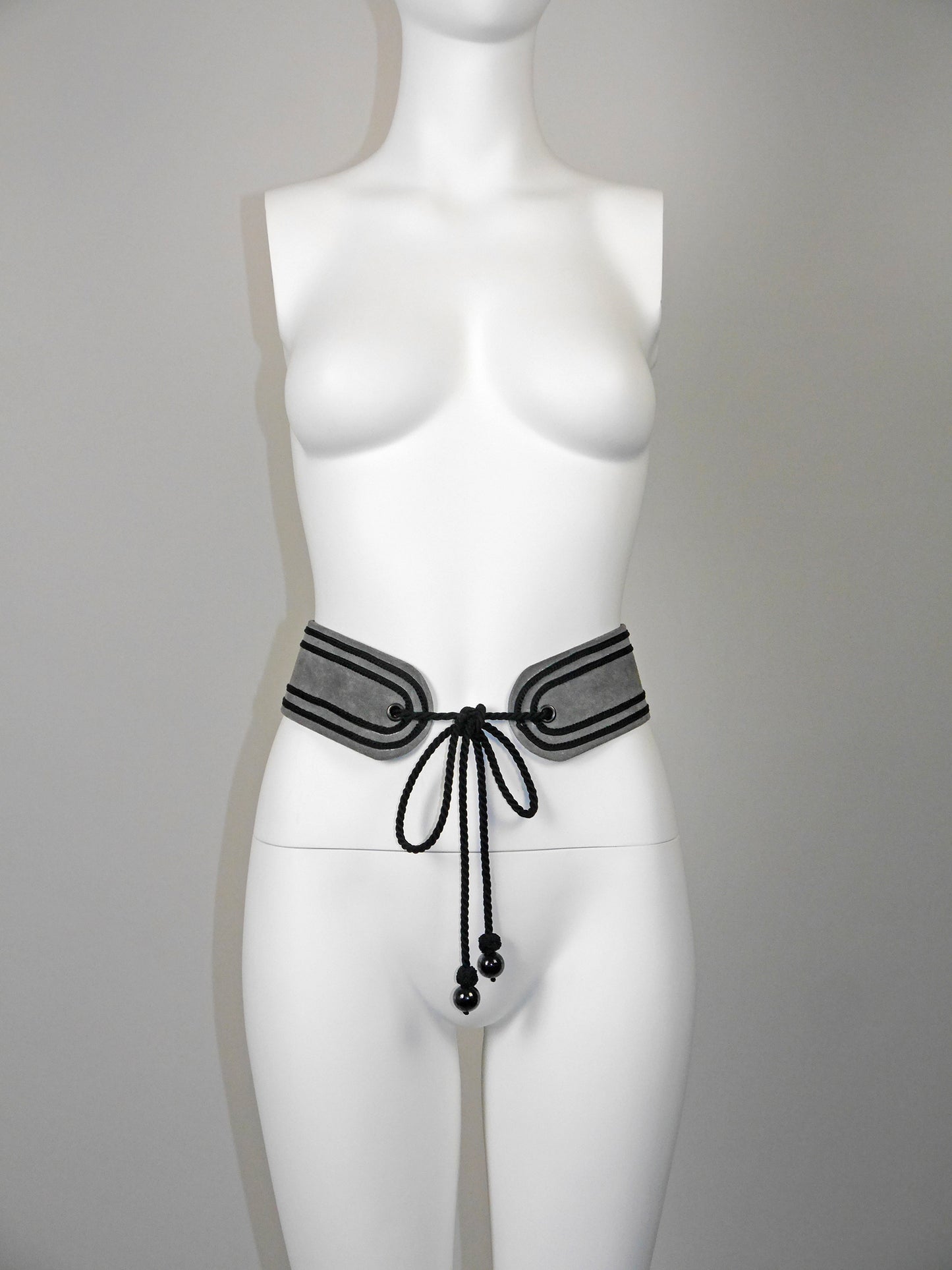 YVES SAINT LAURENT 1970s Vintage Grey Suede Belt Russian Collection Era Size XS-S