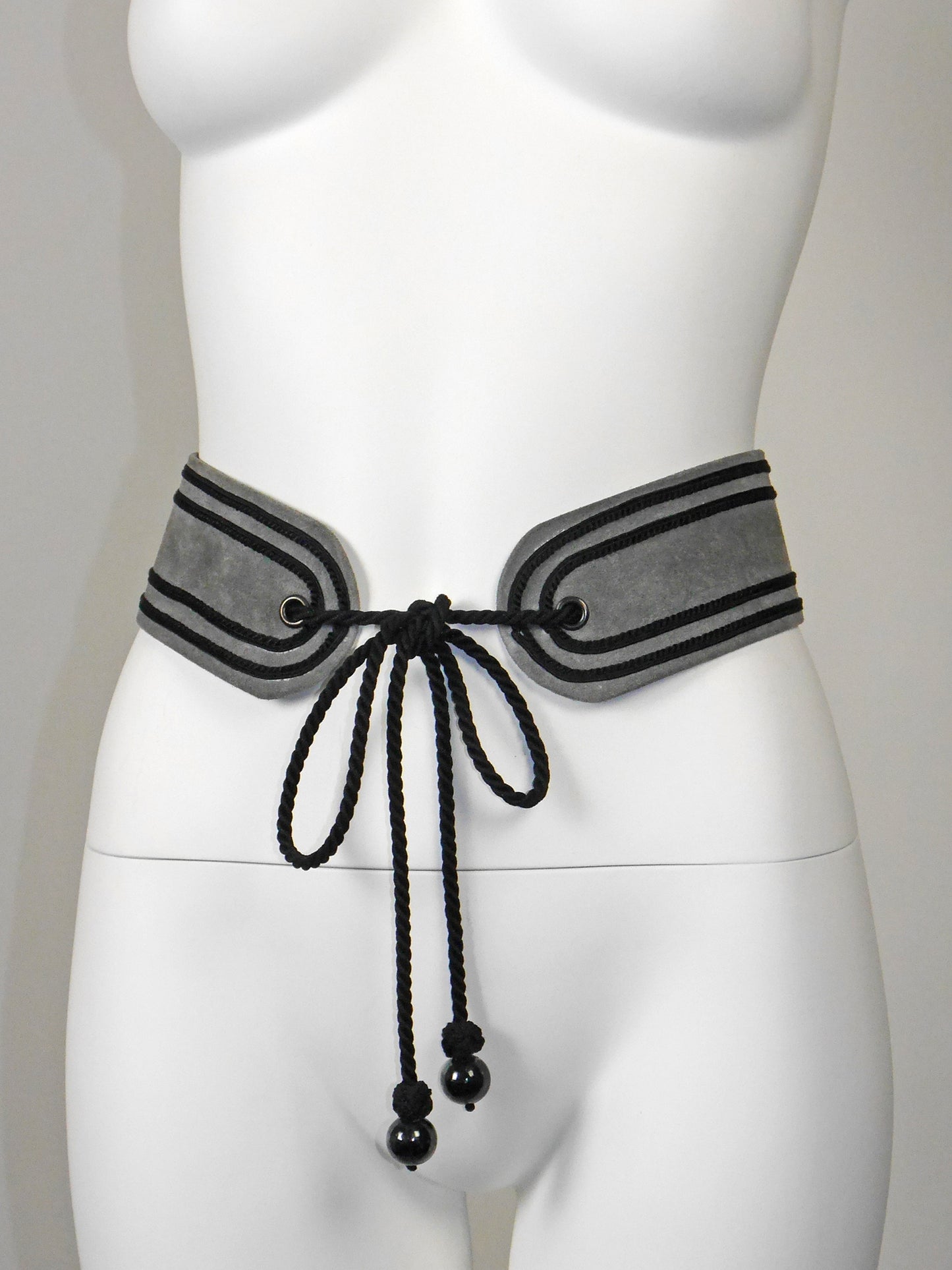 YVES SAINT LAURENT 1970s Vintage Grey Suede Belt Russian Collection Era Size XS-S