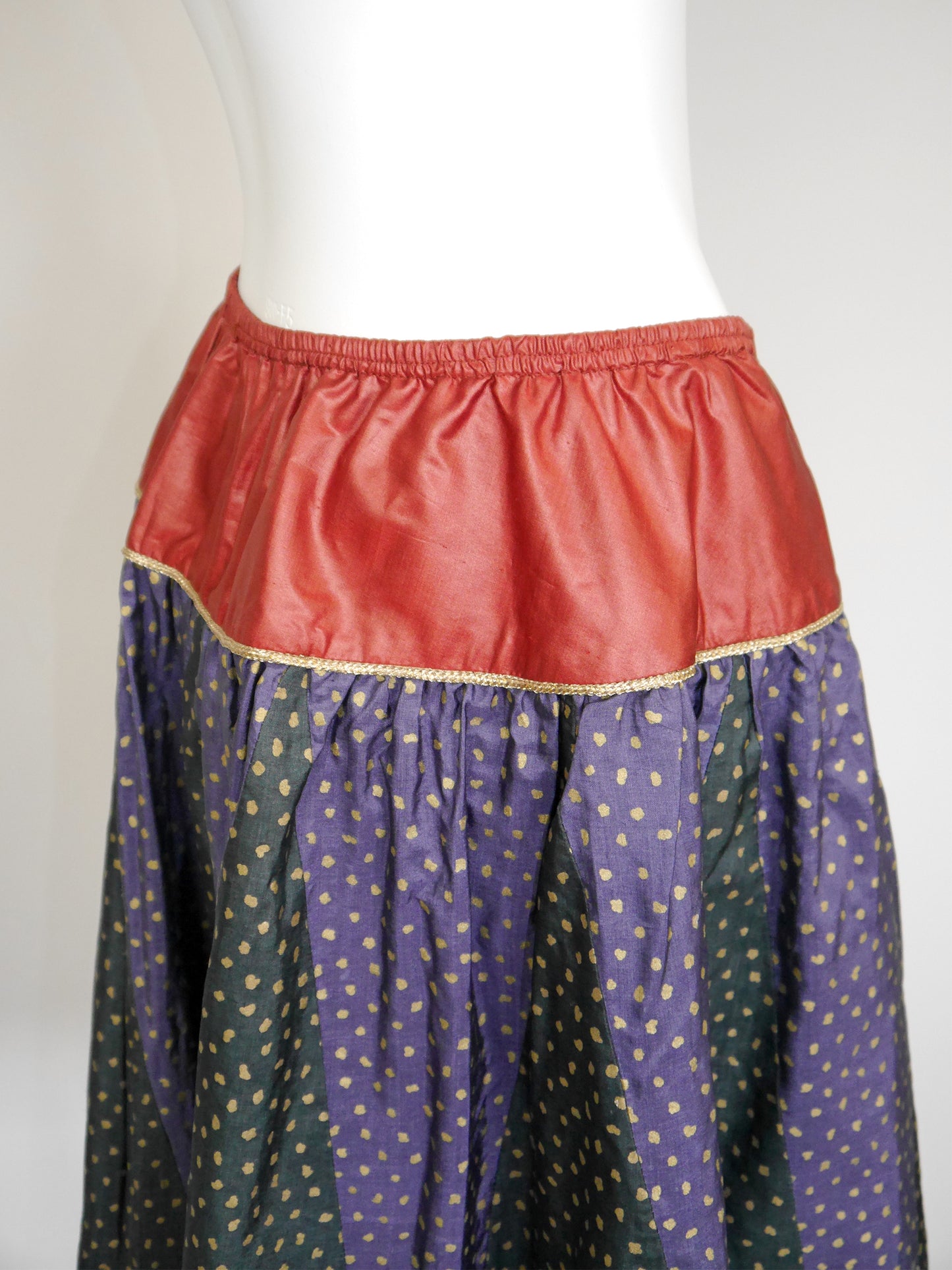 YVES SAINT LAURENT Spring 1981 Vintage Raw Silk Evening Skirt Size S-M