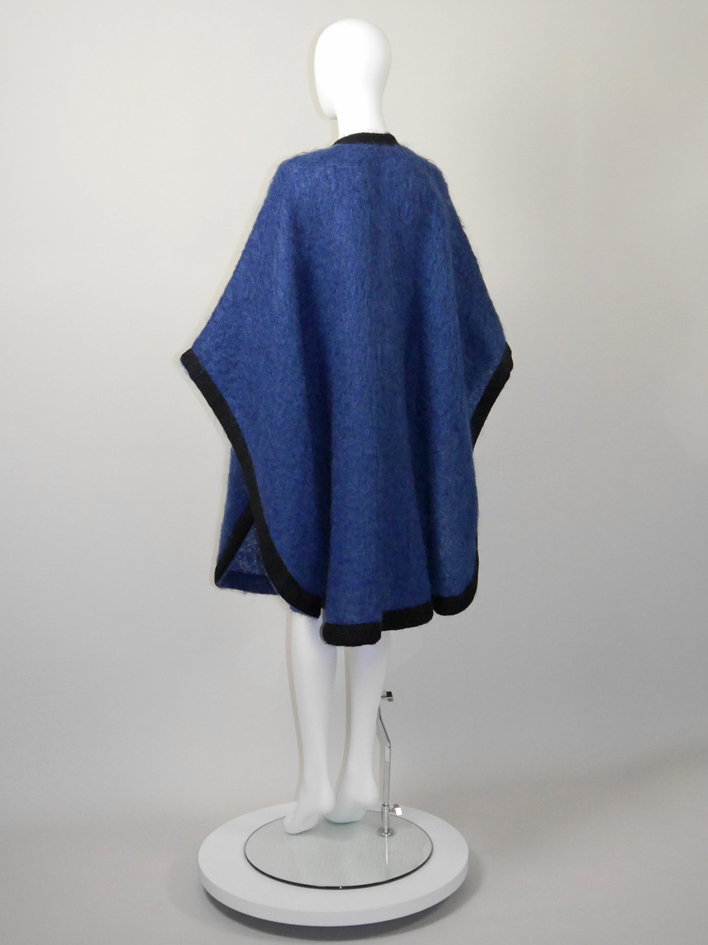 YVES SAINT LAURENT 1970s 1980s Vintage Blue Wool Cape Size XS-S