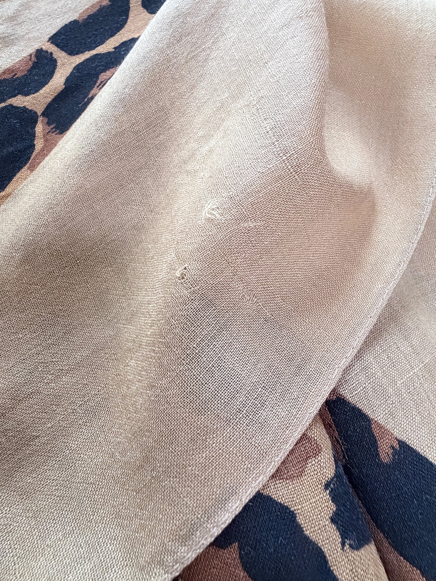 YVES SAINT LAURENT 1980s Vintage Leopard Print Oversized XXL Scarf Shawl 230x135 cm