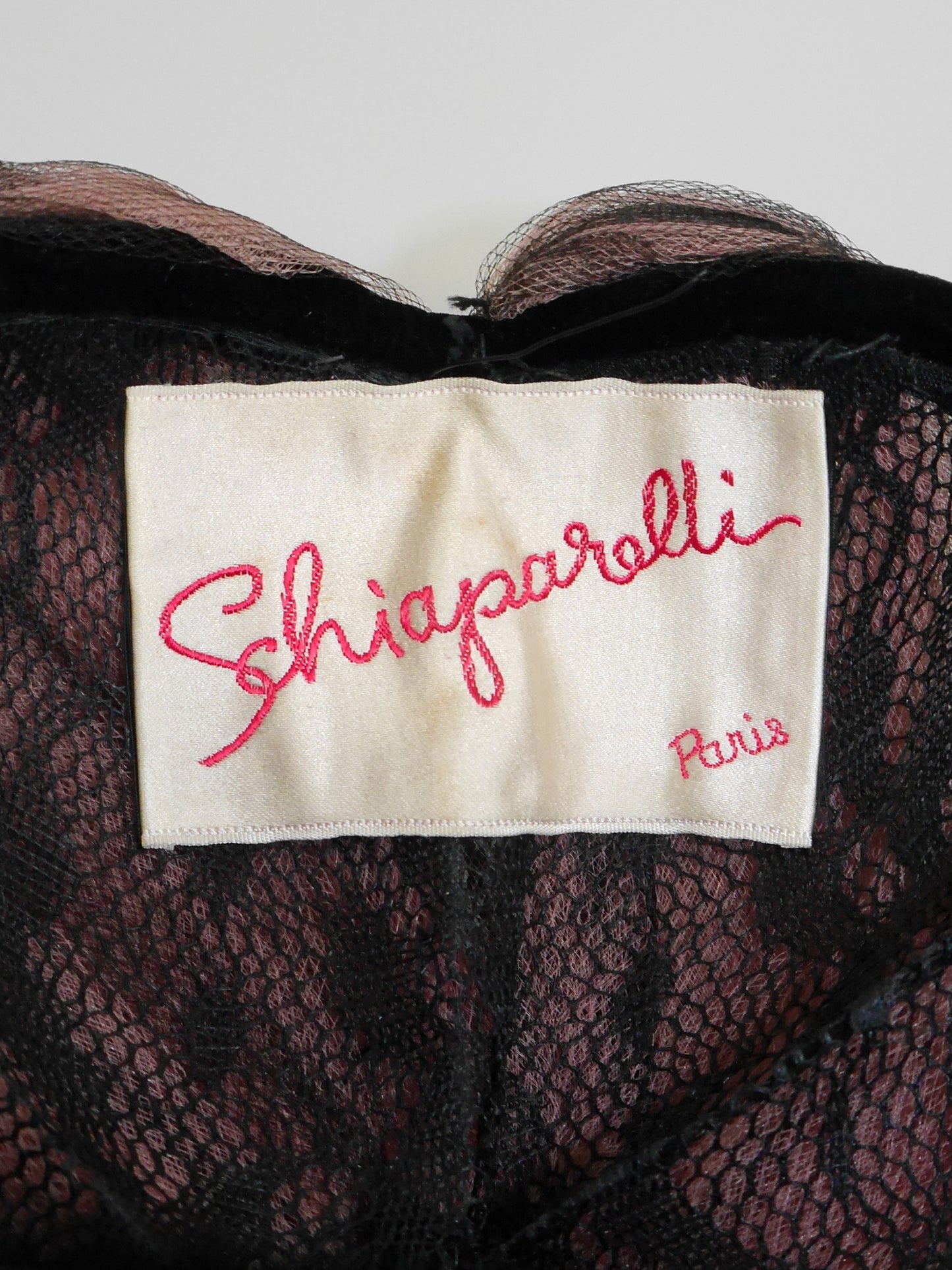 ELSA SCHIAPARELLI 1950s 1960s Vintage Draped Tulle Hat w/ Bow Size M