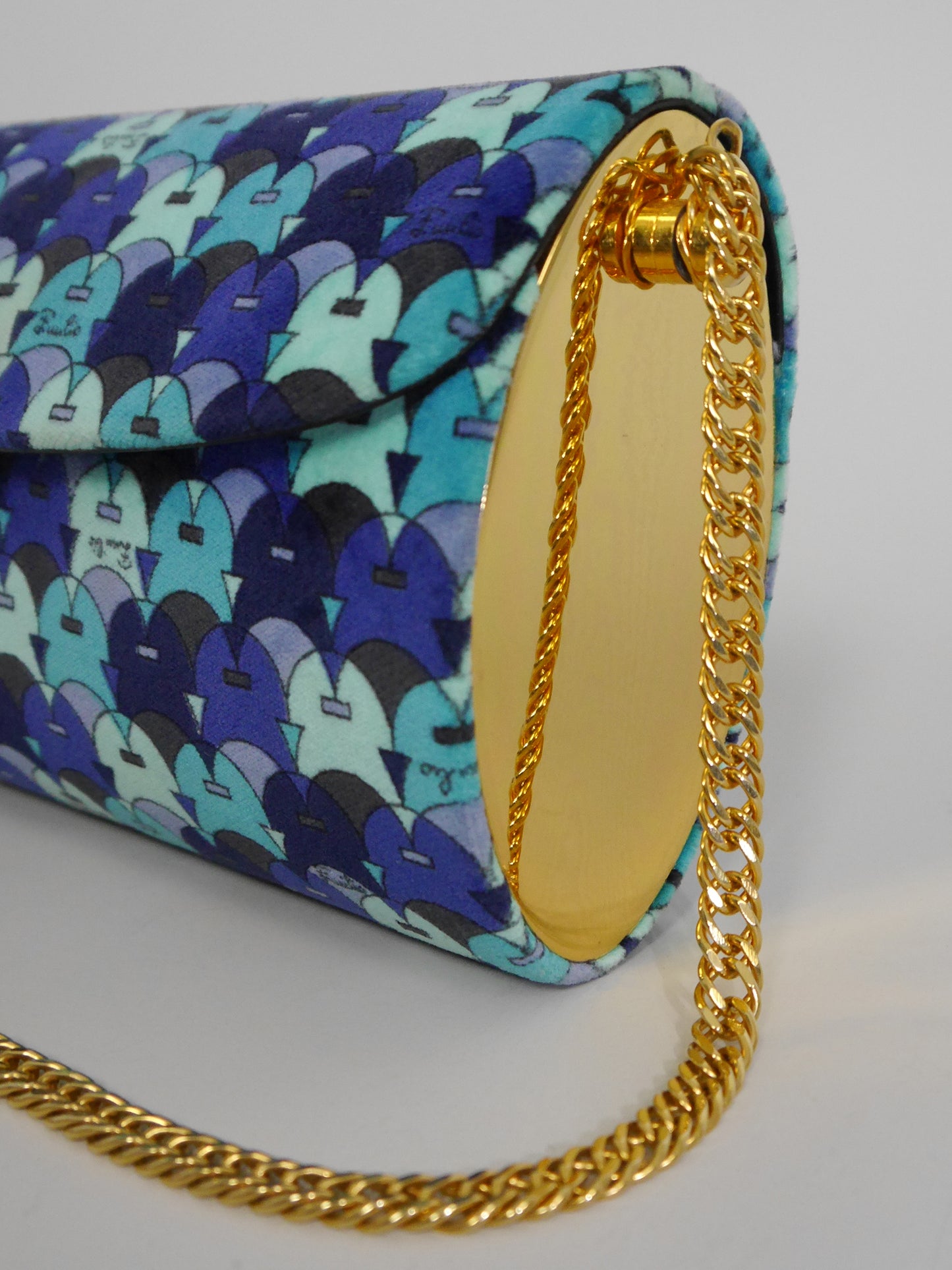 EMILIO PUCCI 1980s Vintage Elliptical Blue Velvet & Gold-Tone Mirrored Shoulderbag