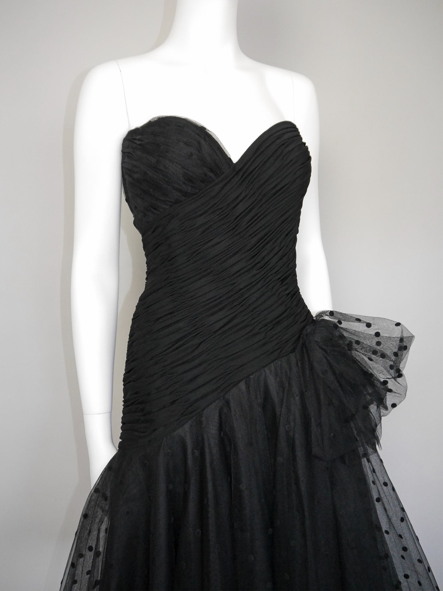 LORIS AZZARO 1980s Vintage Tulle Cocktail Evening Dress Size XS-S