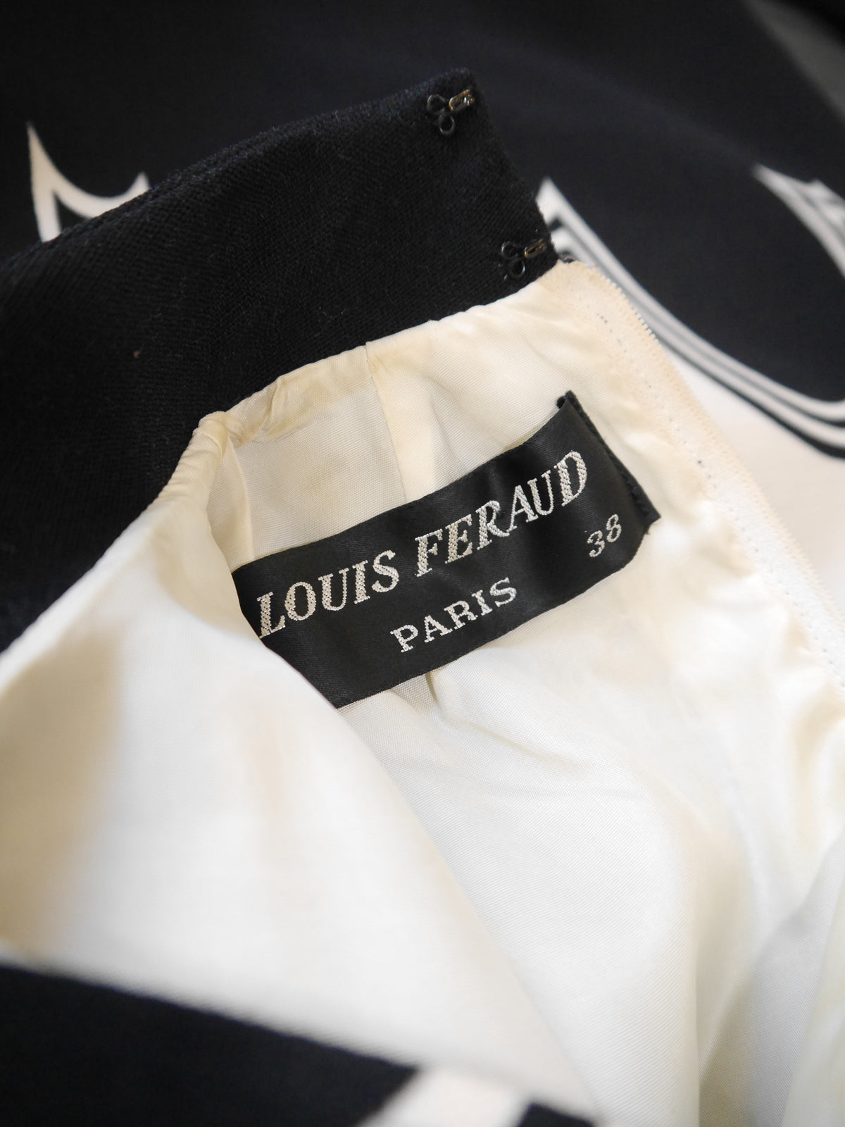 LOUIS FÉRAUD 1960s Vintage Graphic Print Space Age Dress