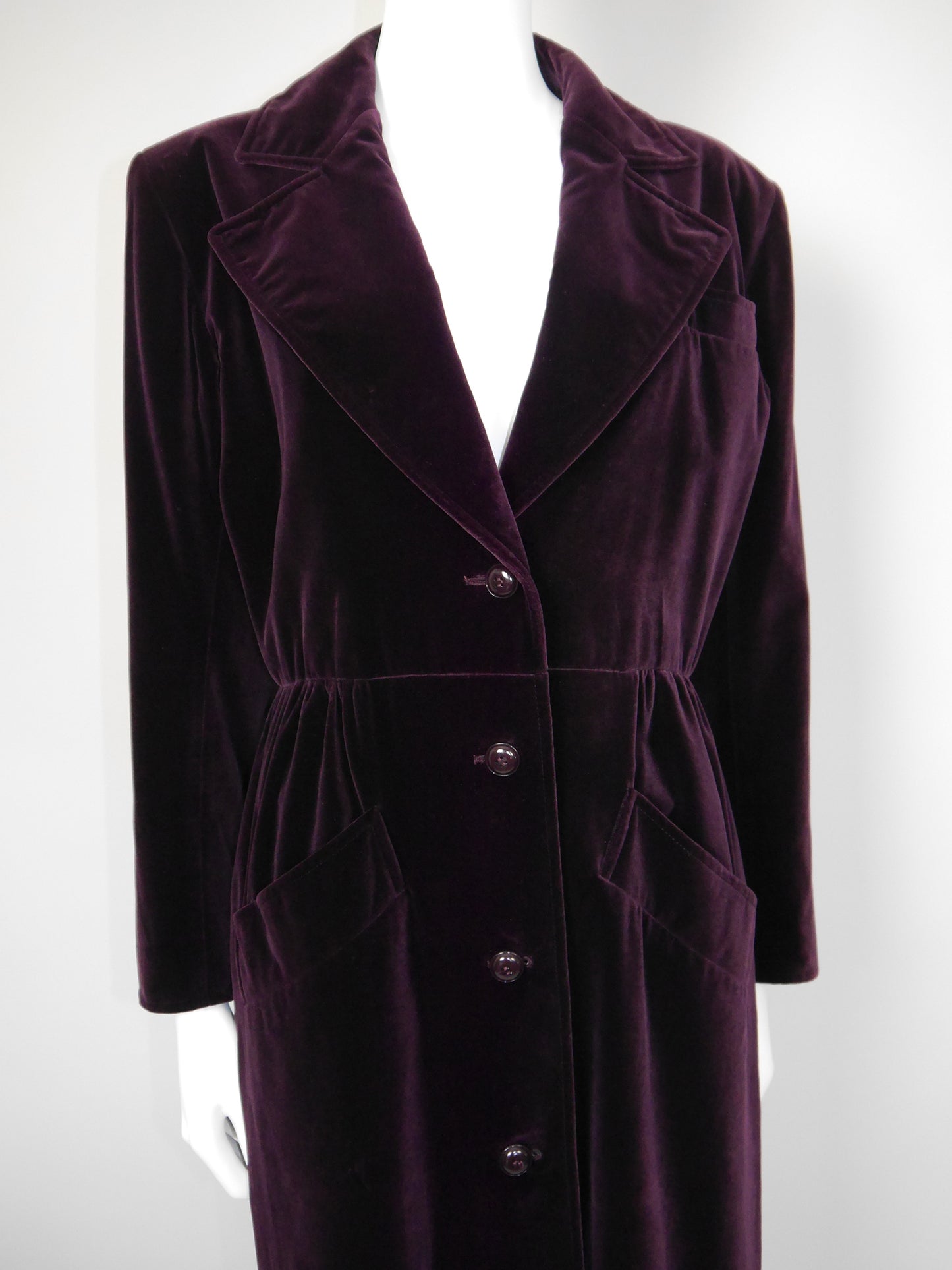 YVES SAINT LAURENT 1970s 1980s Vintage Dark Burgundy Velvet Coat Size S-M