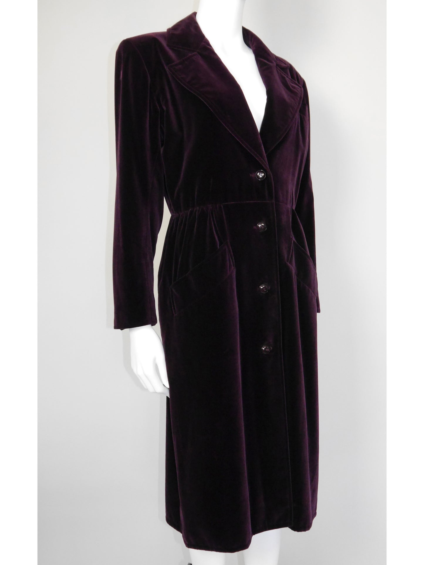 YVES SAINT LAURENT 1970s 1980s Vintage Dark Burgundy Velvet Coat Size S-M