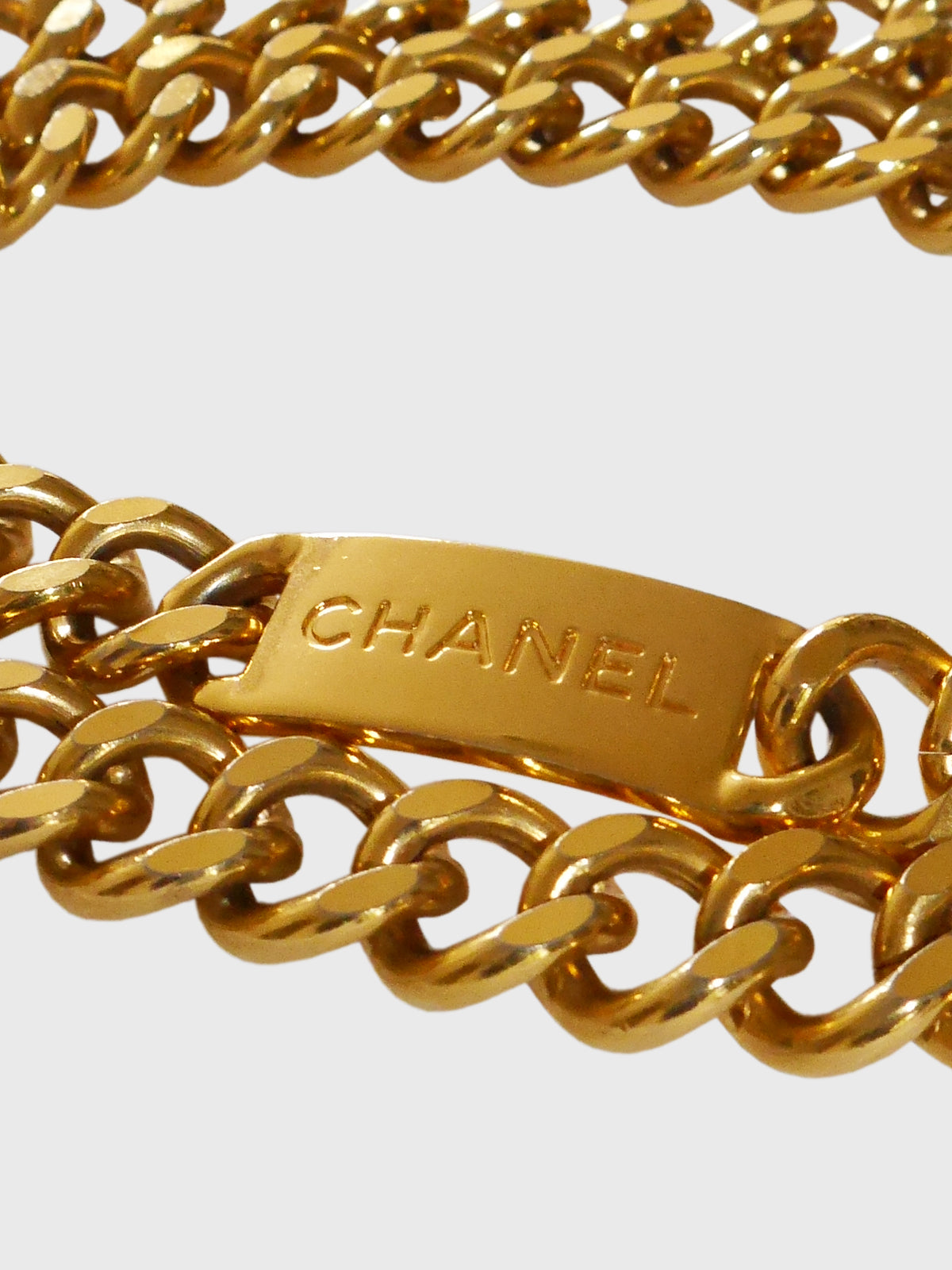 CHANEL 1980s Vintage Gold Chain Belt w/ Signature Pendant
