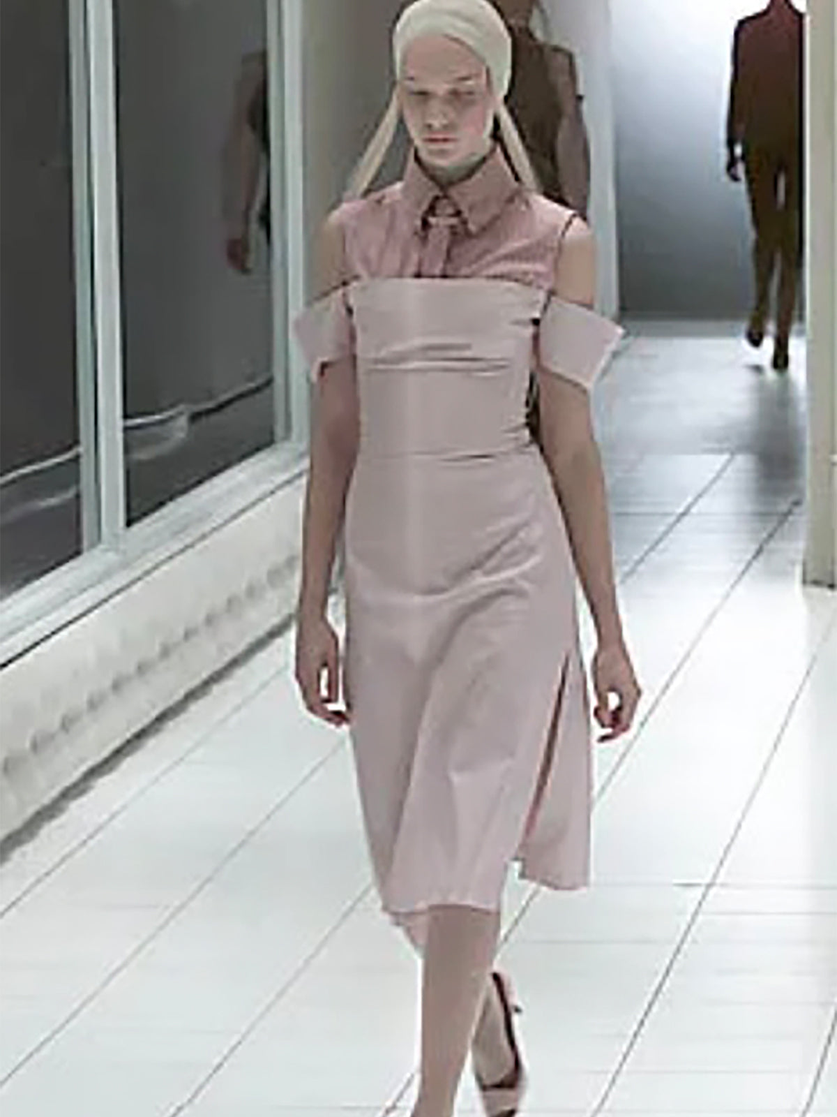 ALEXANDER MCQUEEN Spring 2001 "Voss" Vintage Pastel Pink Off-Shoulder Dress Size S