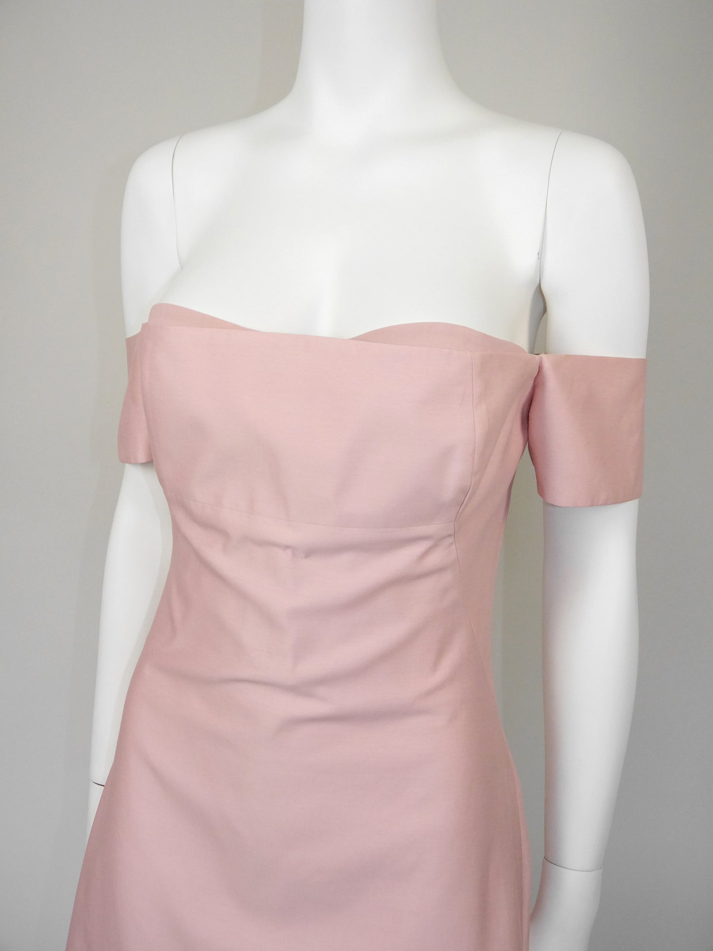 ALEXANDER MCQUEEN Spring 2001 "Voss" Vintage Pastel Pink Off-Shoulder Dress Size S