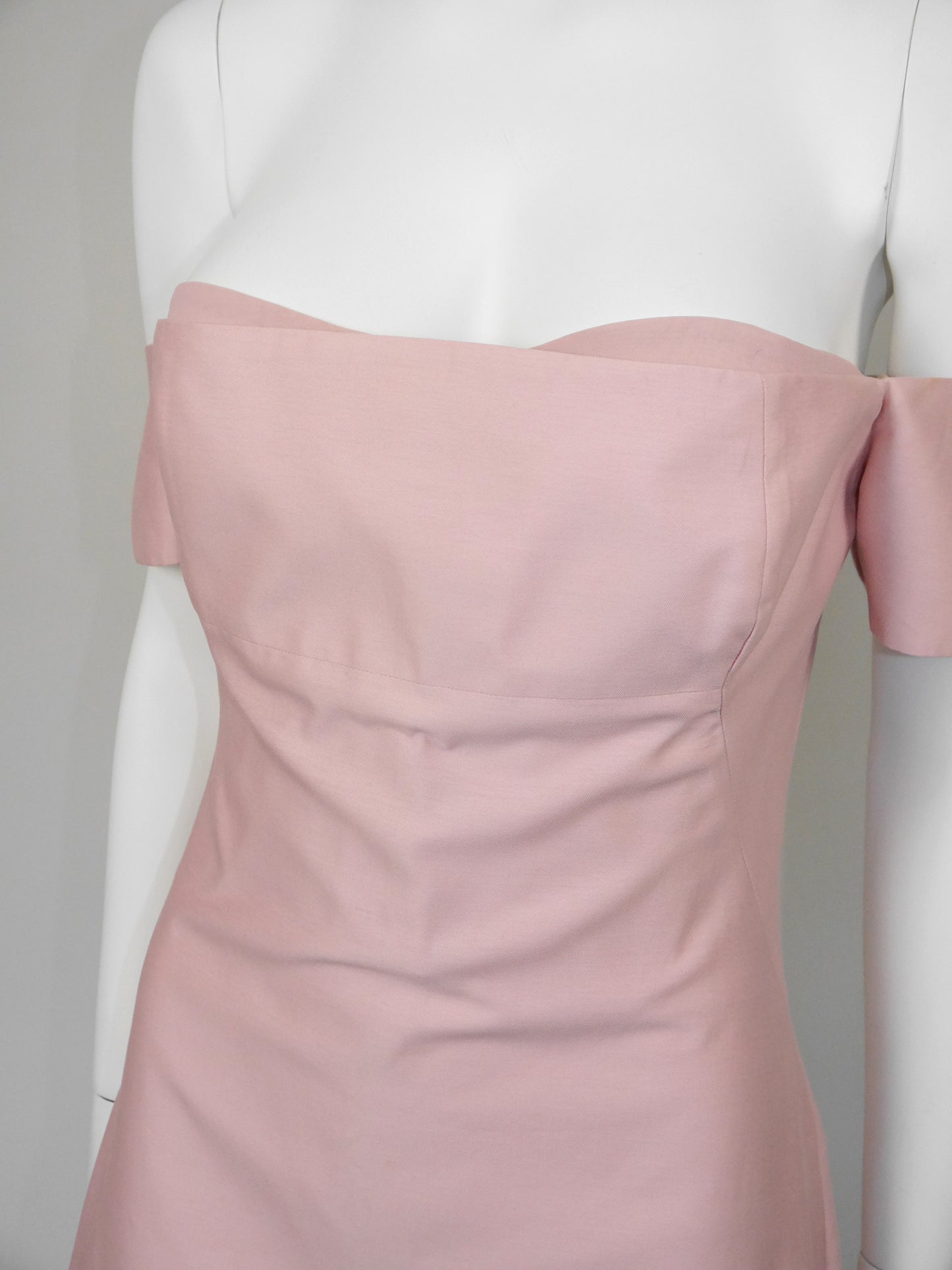 ALEXANDER MCQUEEN Spring 2001 "Voss" Vintage Pastel Pink Off-Shoulder Dress Size S
