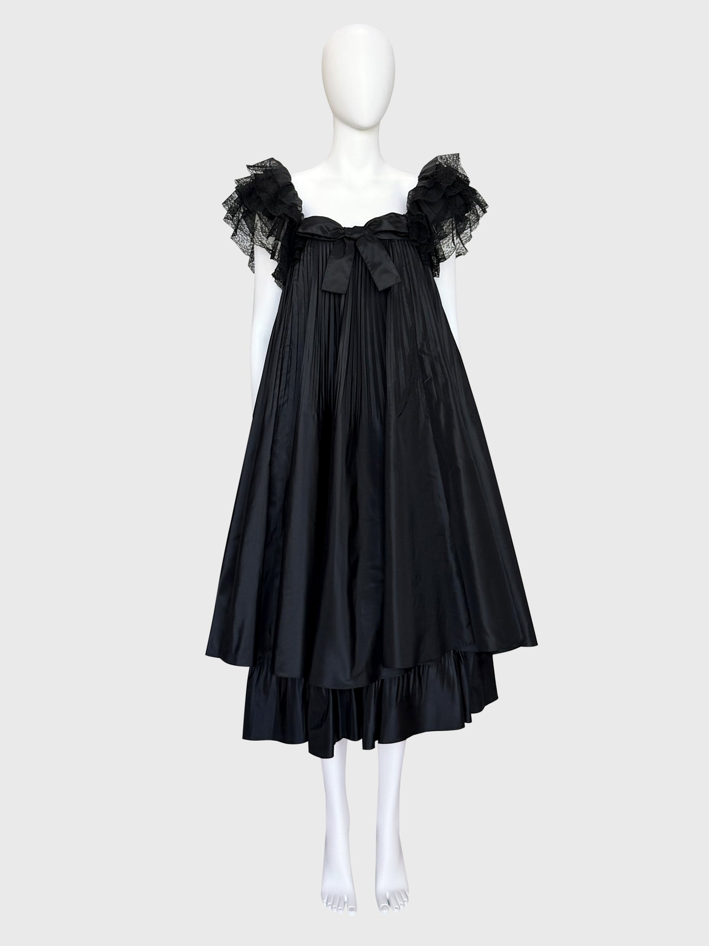 BERNARD PERRIS 1970s 1980s Vintage Black Silk Taffeta & Lace Babydoll Evening Dress Size XXS