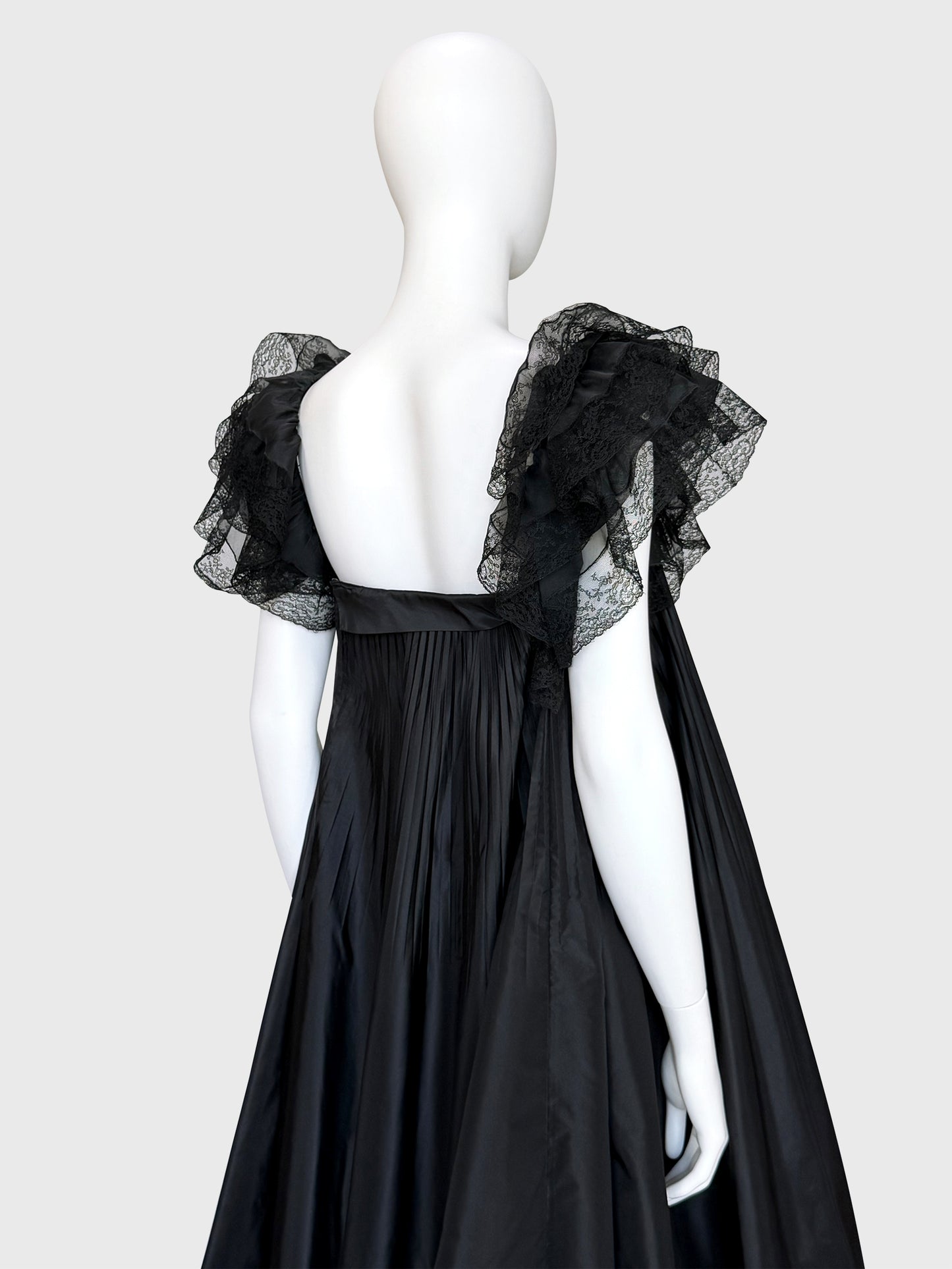 BERNARD PERRIS 1970s 1980s Vintage Black Silk Taffeta & Lace Babydoll Evening Dress Size XXS