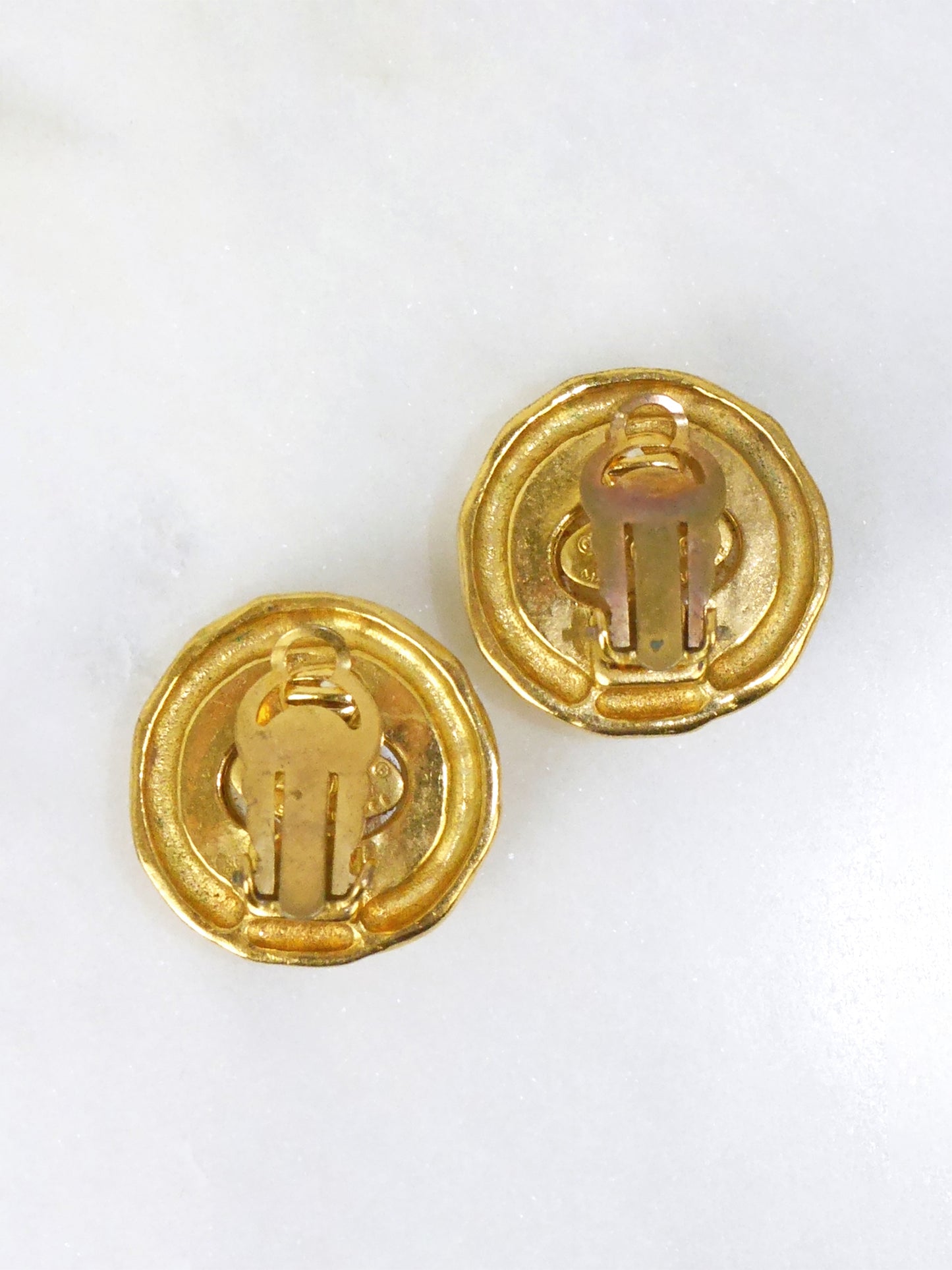 CHANEL 1980s Vintage Clip-On Earrings Gold Tone Metal & Faux Pearl