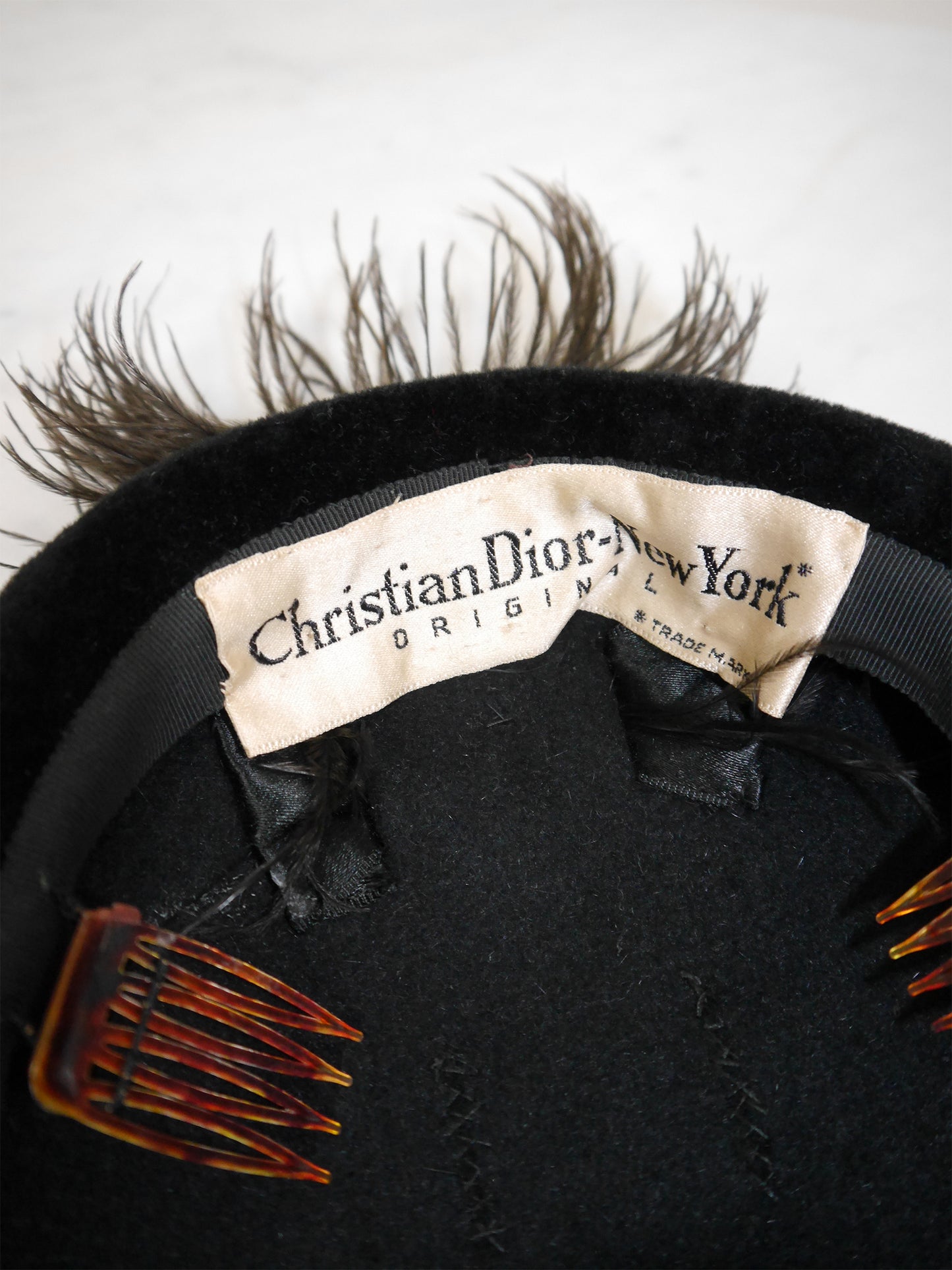 CHRISTIAN DIOR 1940s 1950s Vintage Dark Brown Velvet Hat w/ Ostrich Feather