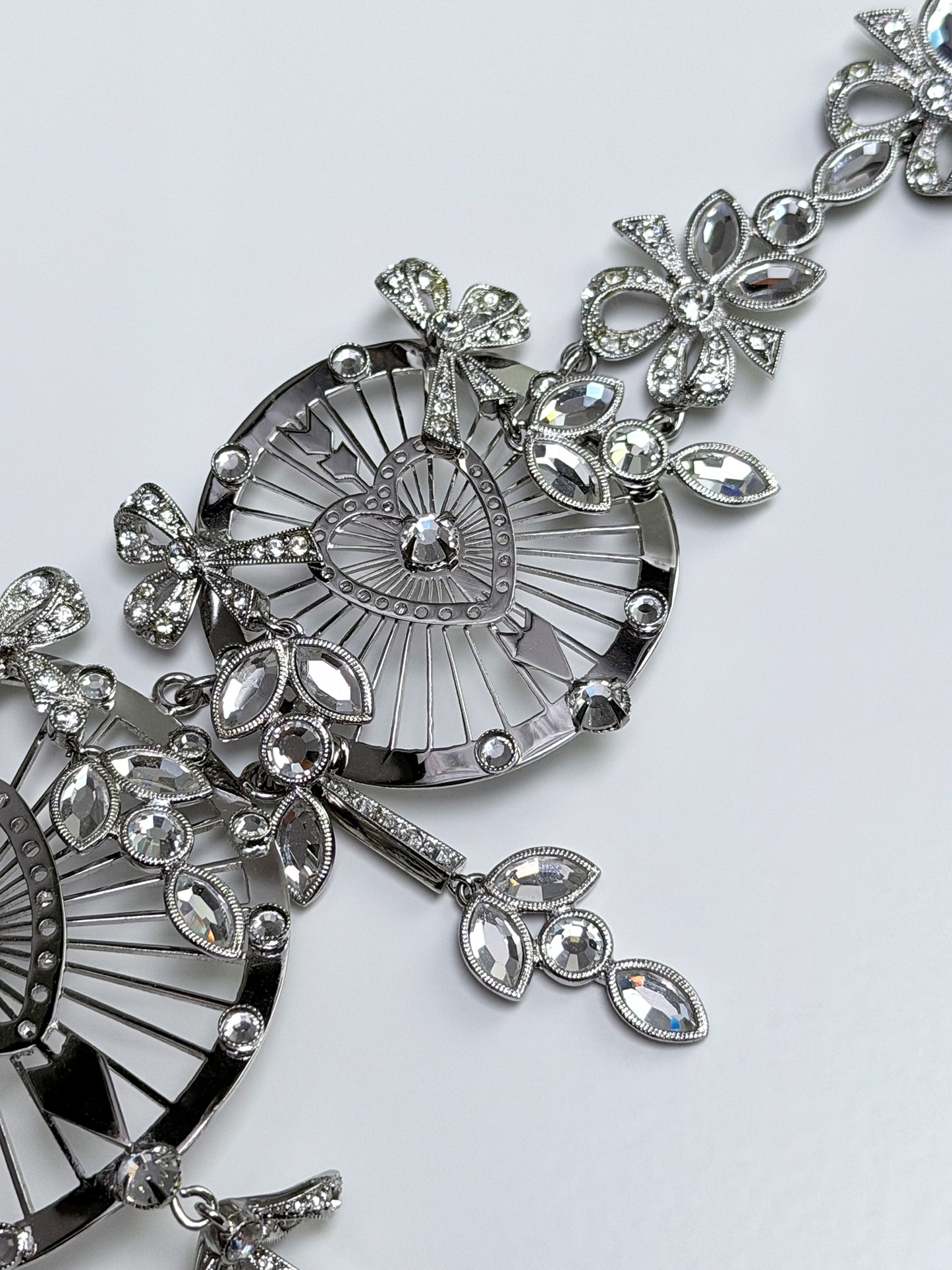 CHRISTIAN DIOR by John Galliano 2000s Vintage Silver Heart & Arrow Choker Necklace