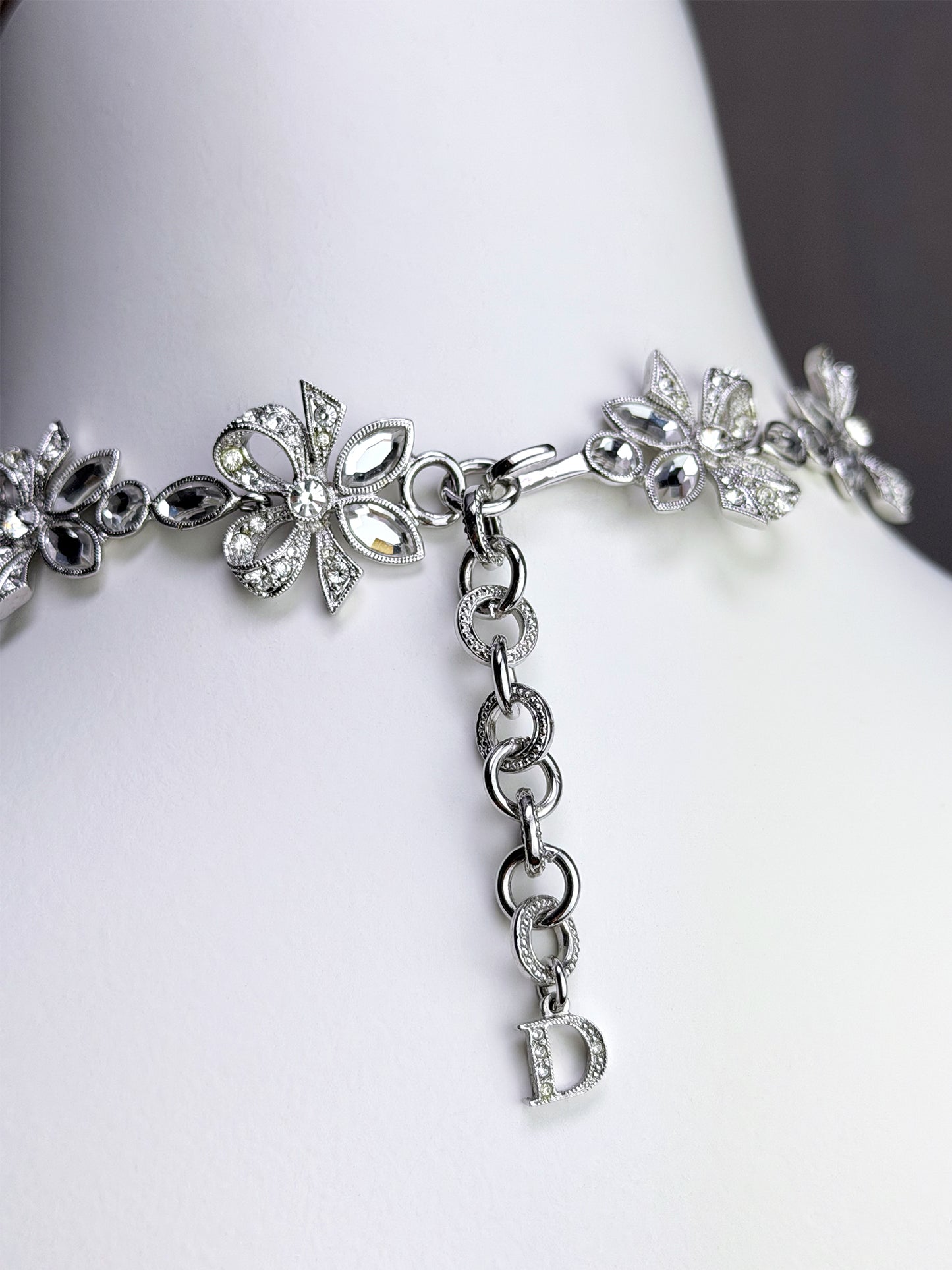 CHRISTIAN DIOR by John Galliano 2000s Vintage Silver Heart & Arrow Choker Necklace