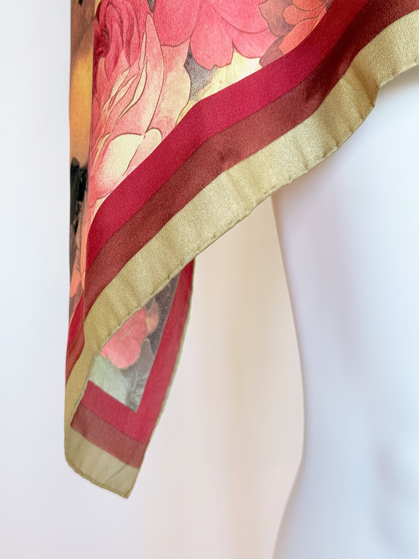 DOLCE & GABBANA 1990s Vintage Oversized Floral Baroque Print Silk Scarf 66x156 cm