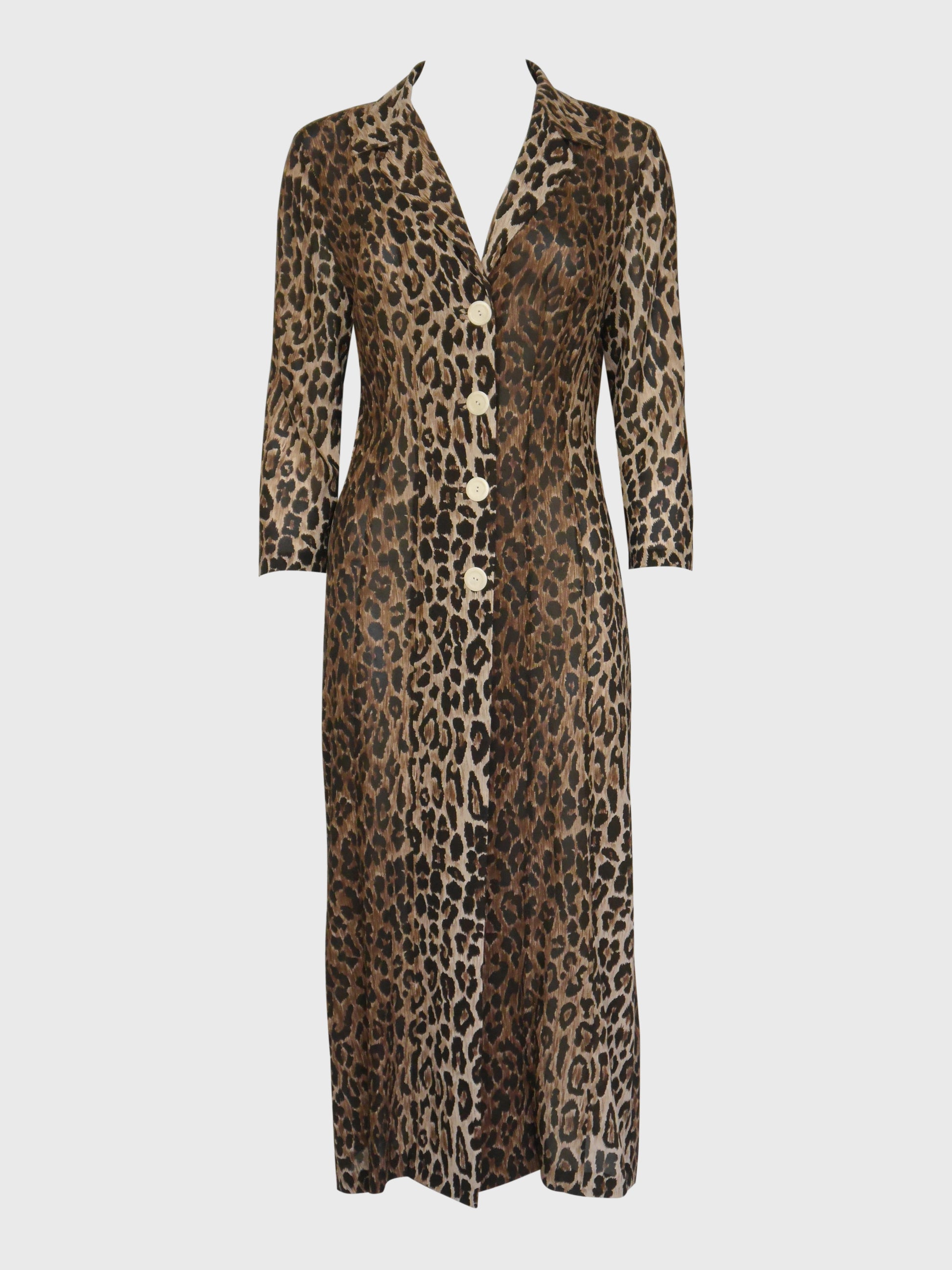 https://vintagevonwerth.de/cdn/shop/files/dolce_gabbana_spring_1997_1990s_vintage_leopard_silk_coat_1_6.jpg?v=1686926909&width=1946