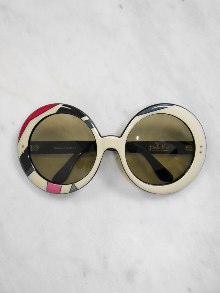 Emilio Pucci Round Ombre Tan to Gray Sunglasses Retro Vintage Vintage Translucent Amber & Black Speckled Round Frame  main image 3