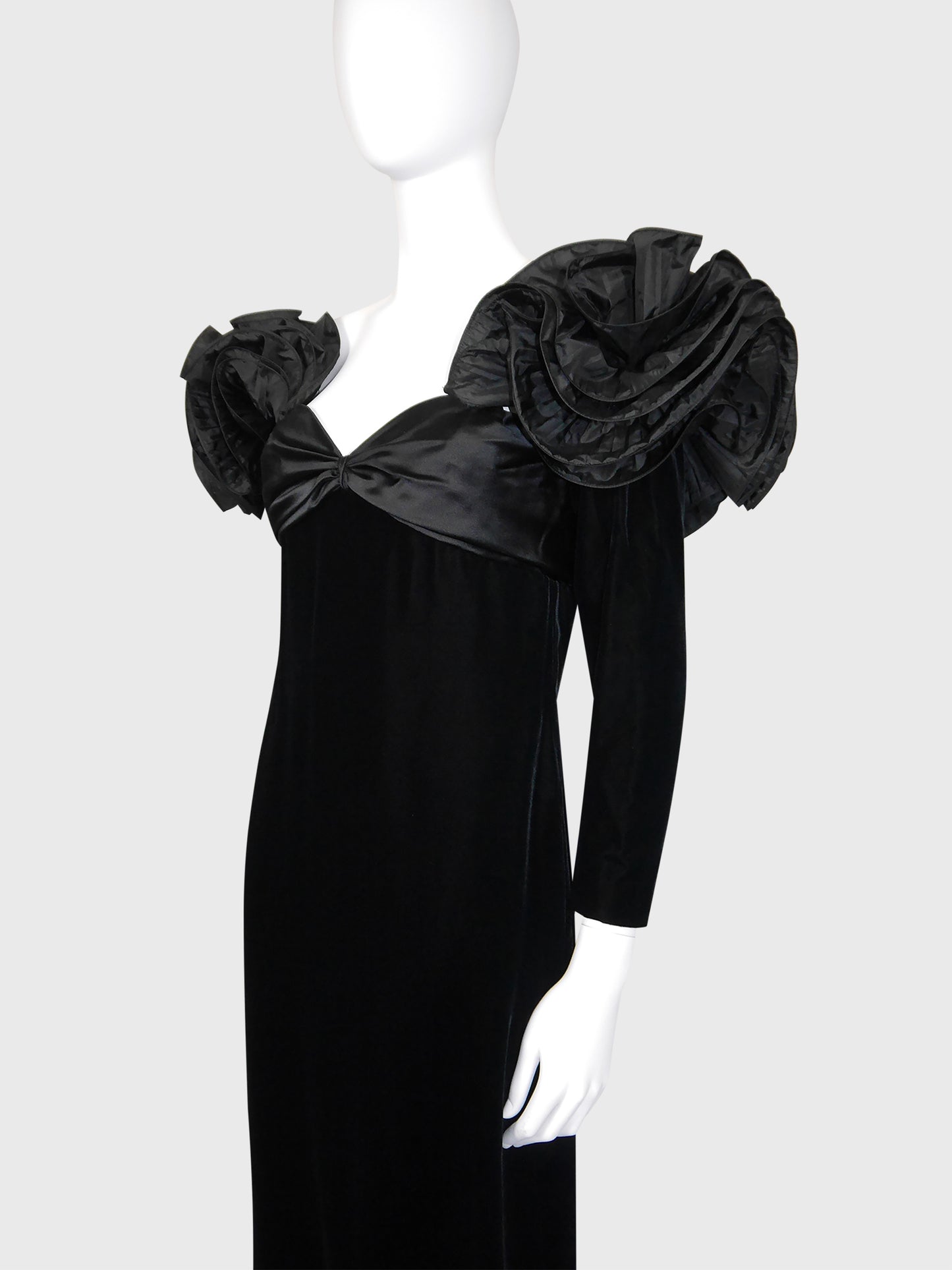NINA RICCI 1980s Vintage Black Velvet & Silk Taffeta Maxi Evening Dress Gown Size S