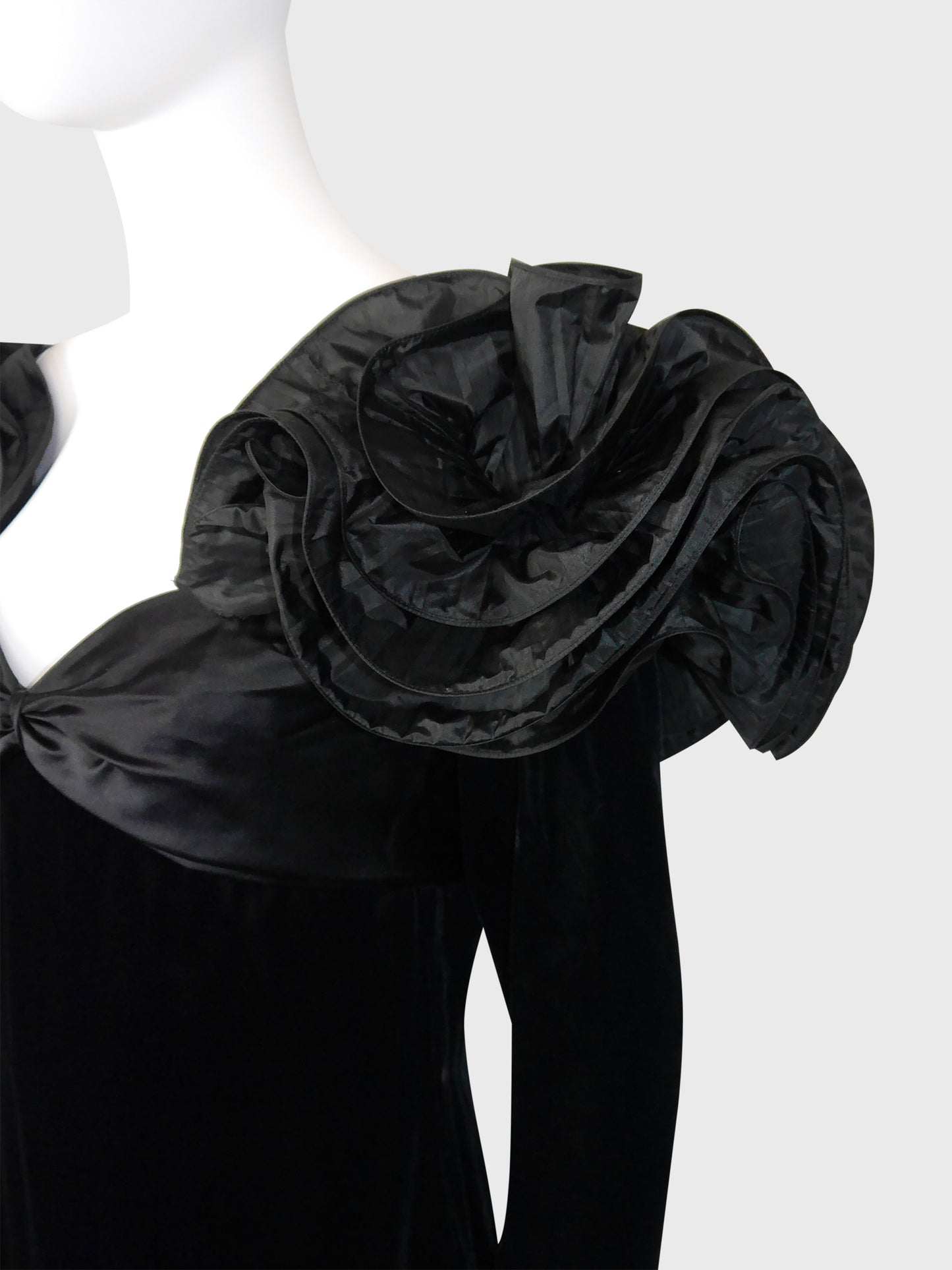 NINA RICCI 1980s Vintage Black Velvet & Silk Taffeta Maxi Evening Dress Gown Size S