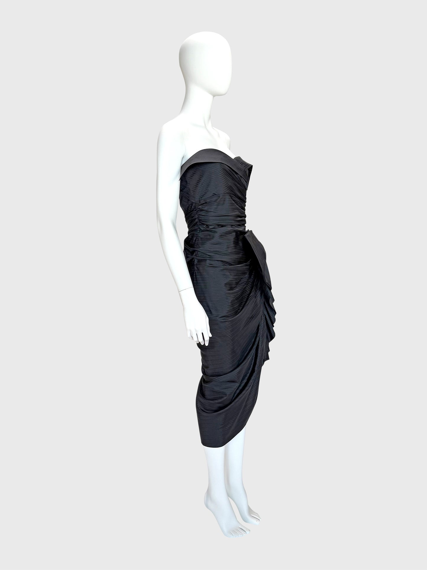 NINA RICCI by Gérard Pipart 1980s Vintage Draped Silk Cocktail Evening Dress Size S-M