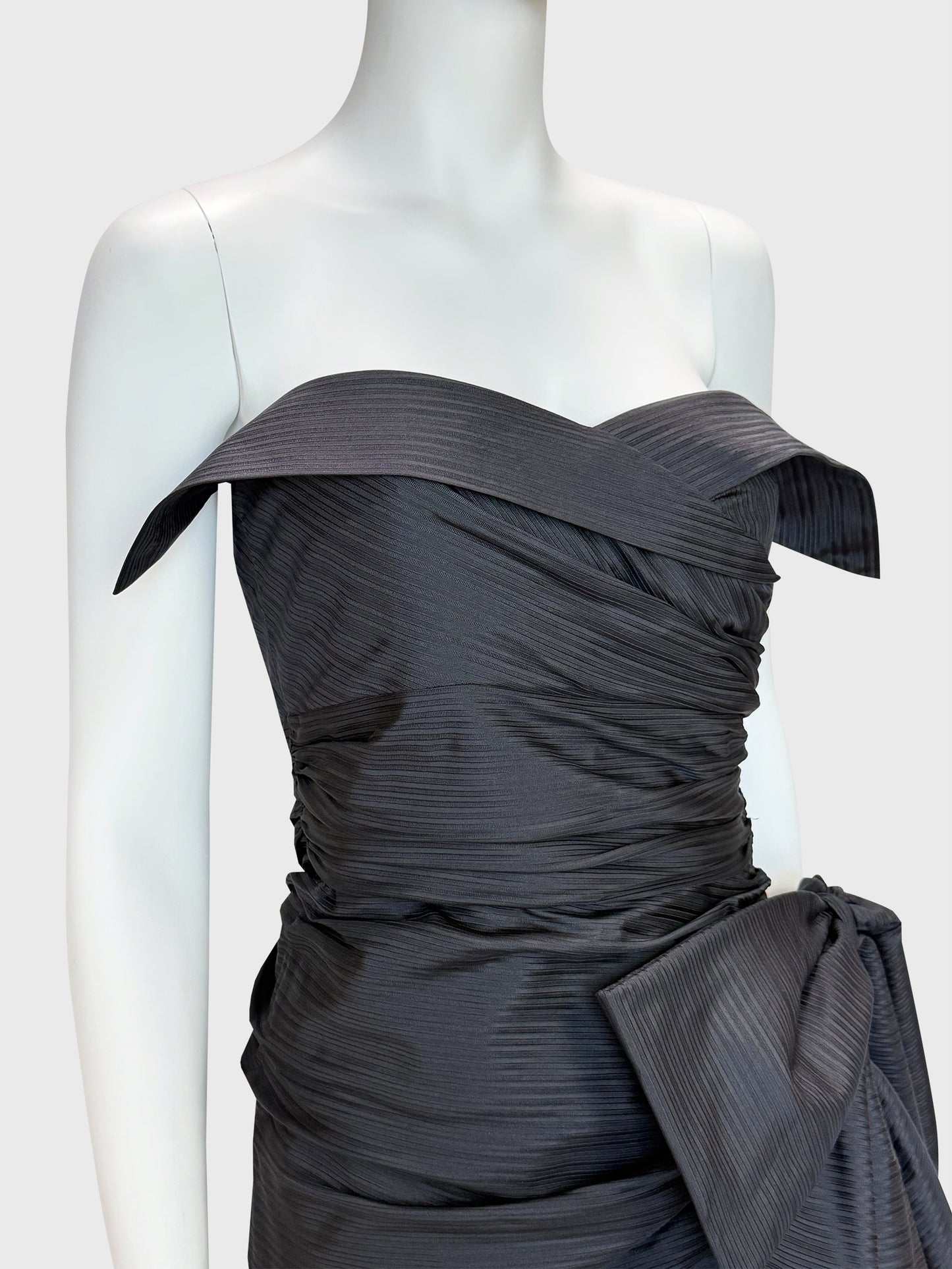 NINA RICCI by Gérard Pipart 1980s Vintage Draped Silk Cocktail Evening Dress Size S-M