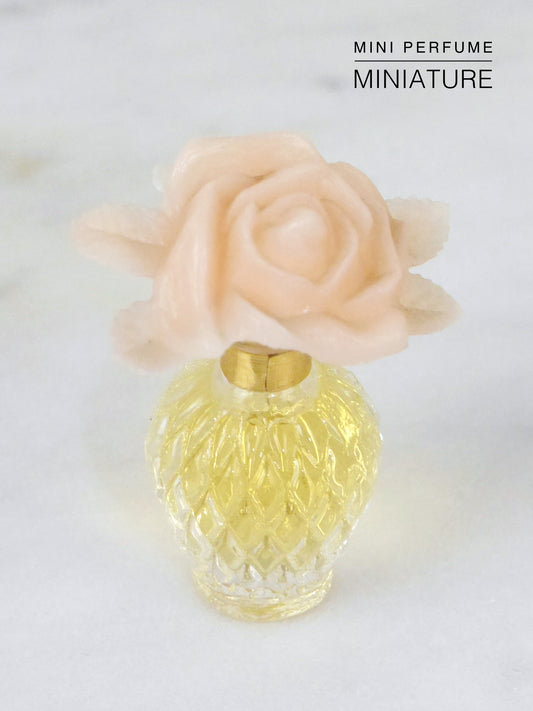 NINA RICCI Capricci (1960) 2,5 ml Miniature Perfume 1980s 1990s Vintage Parfum
